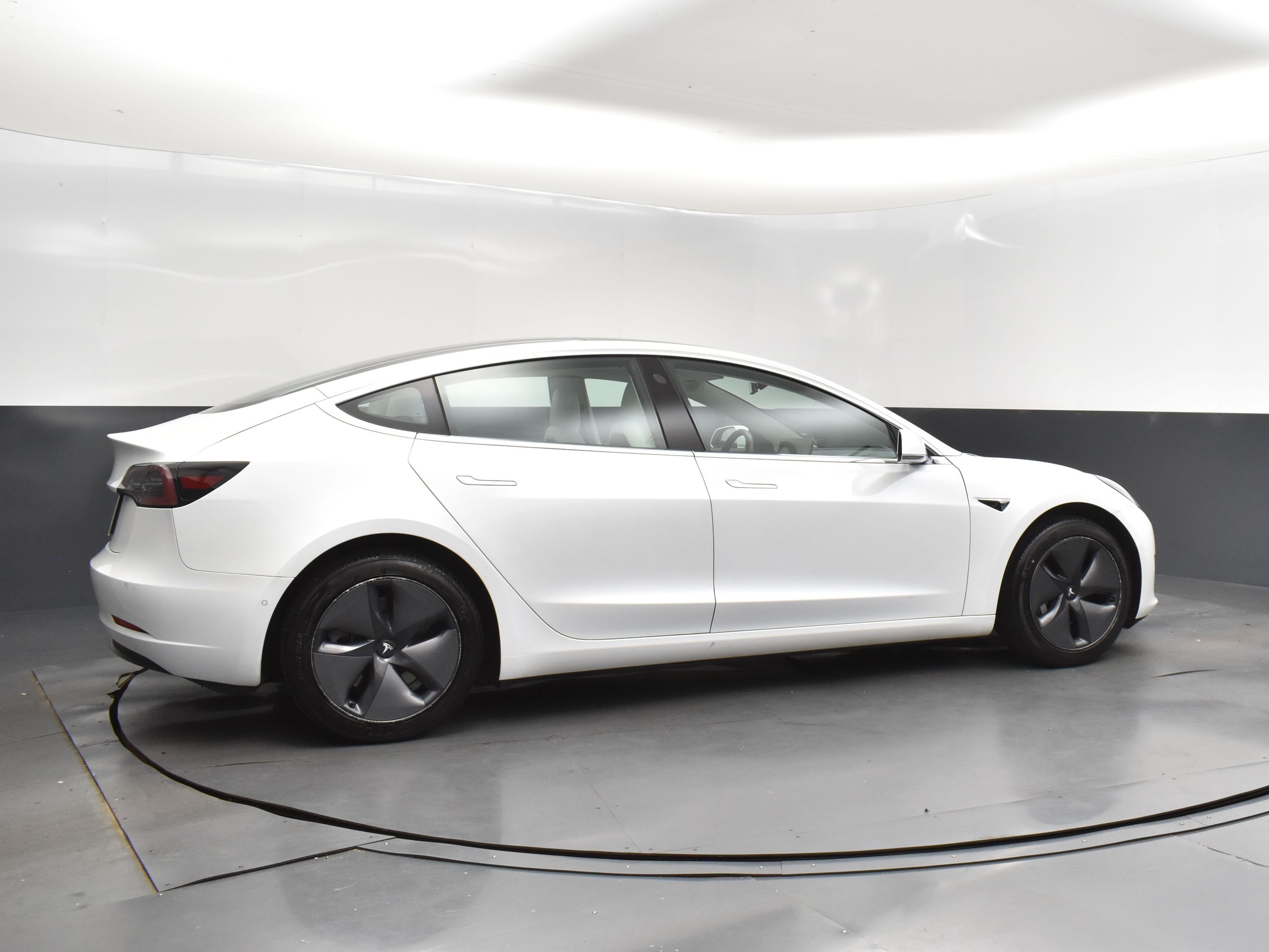2019 Pearl White Multi-Coat Tesla Model 3 RWD Sedan