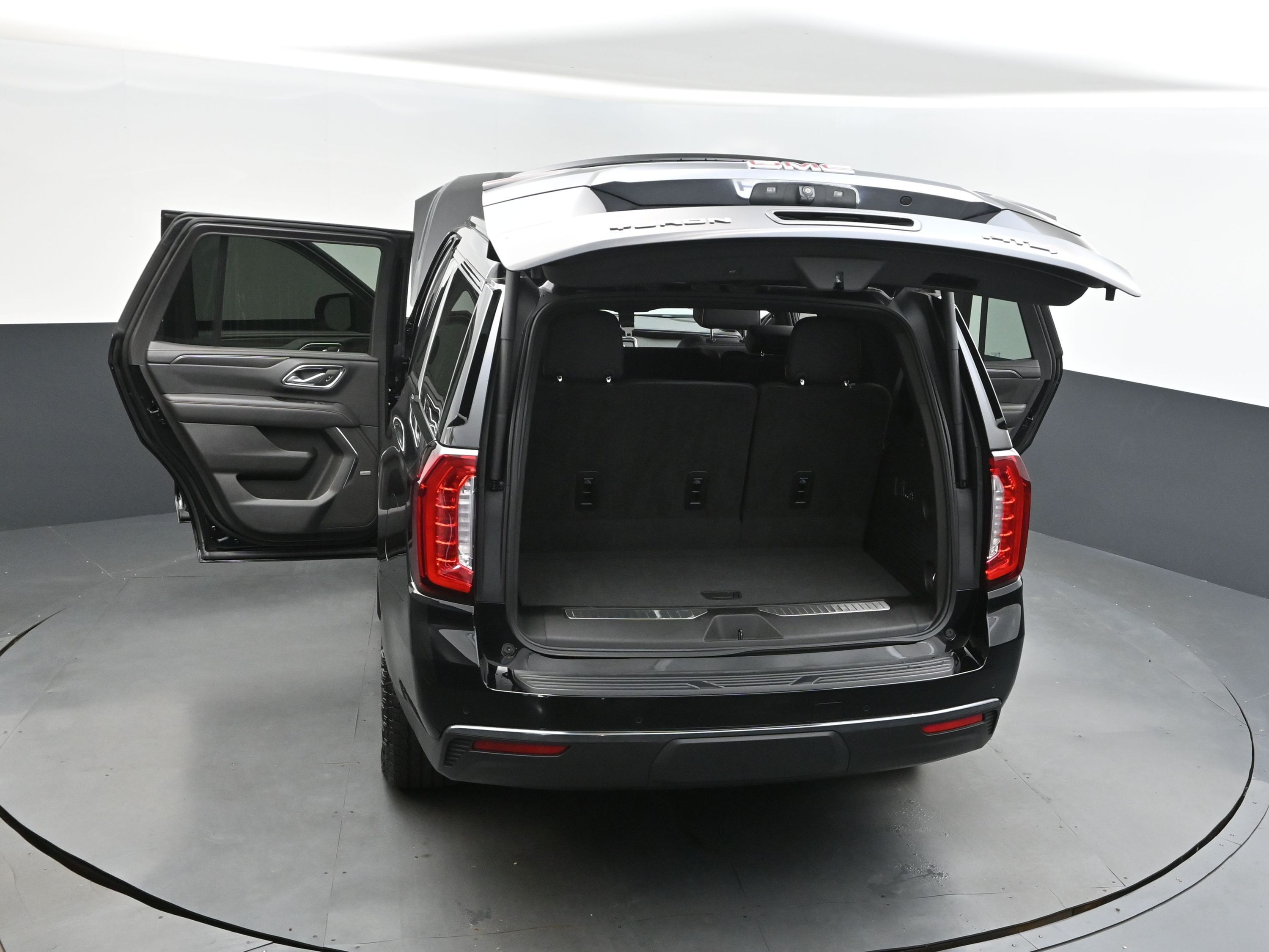 2023 Onyx Black GMC Yukon AT4 4X4 SUV