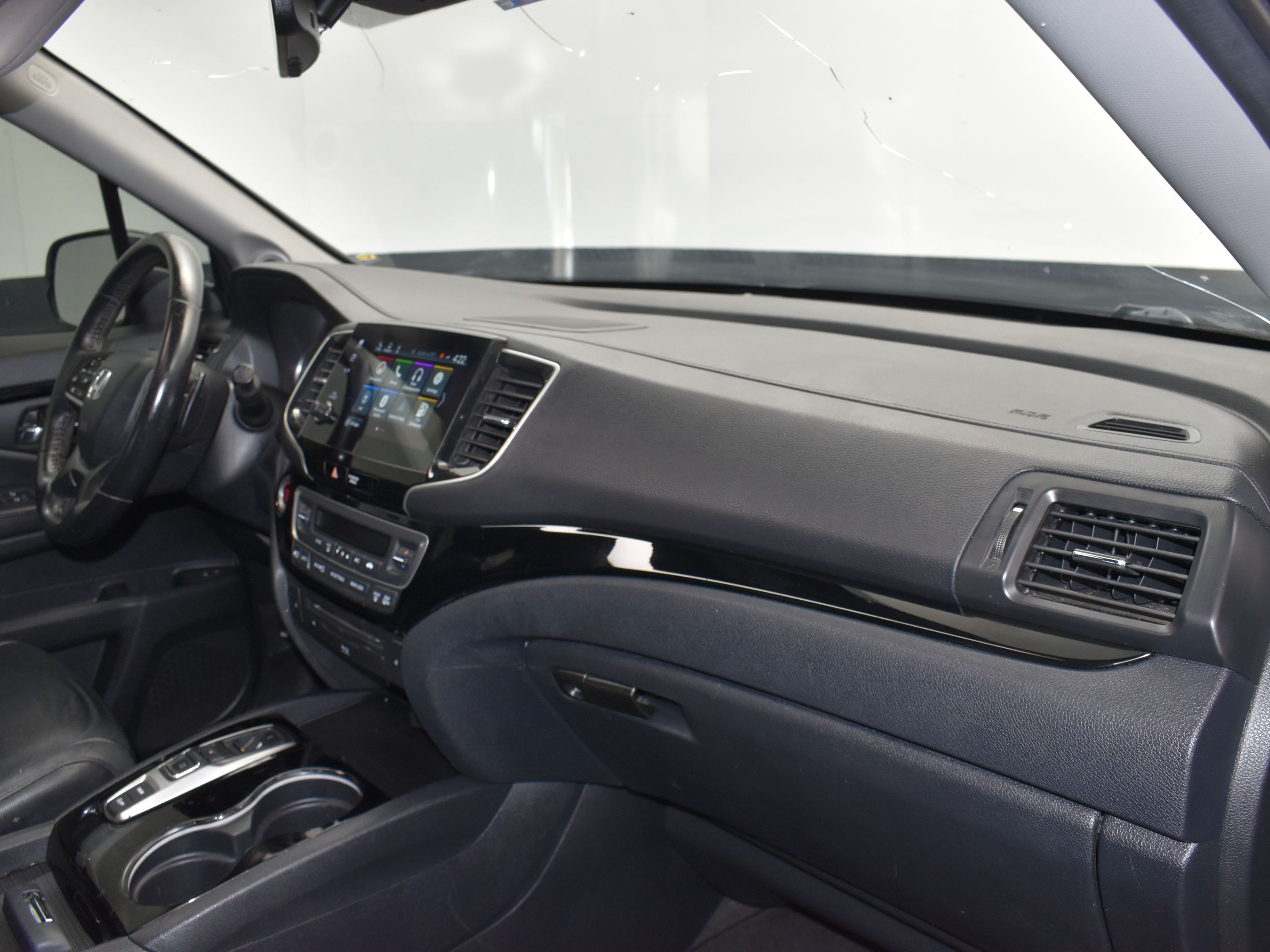 2019 Black Honda Pilot Touring FWD SUV