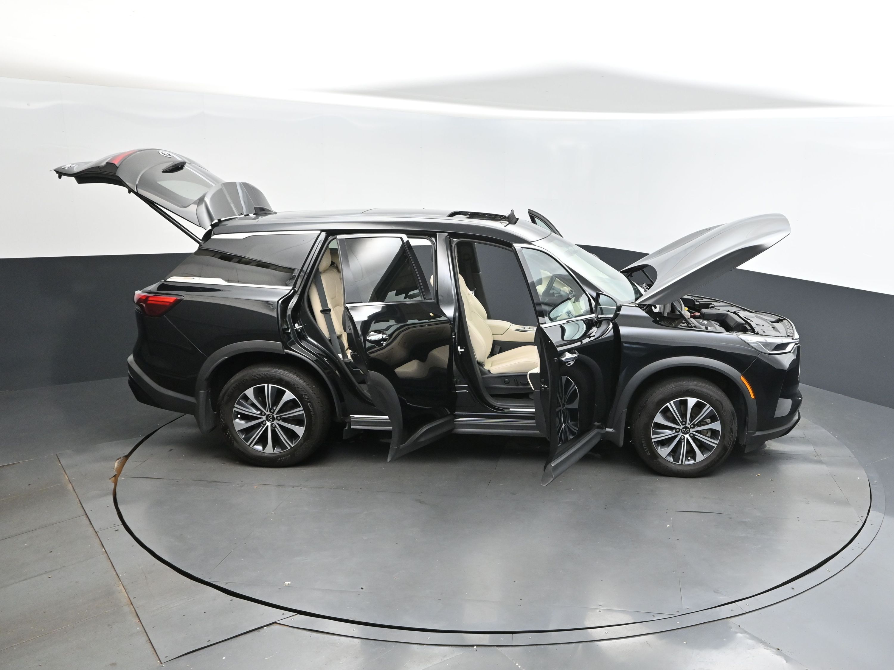 2023 Mineral Black INFINITI QX60 PURE FWD SUV