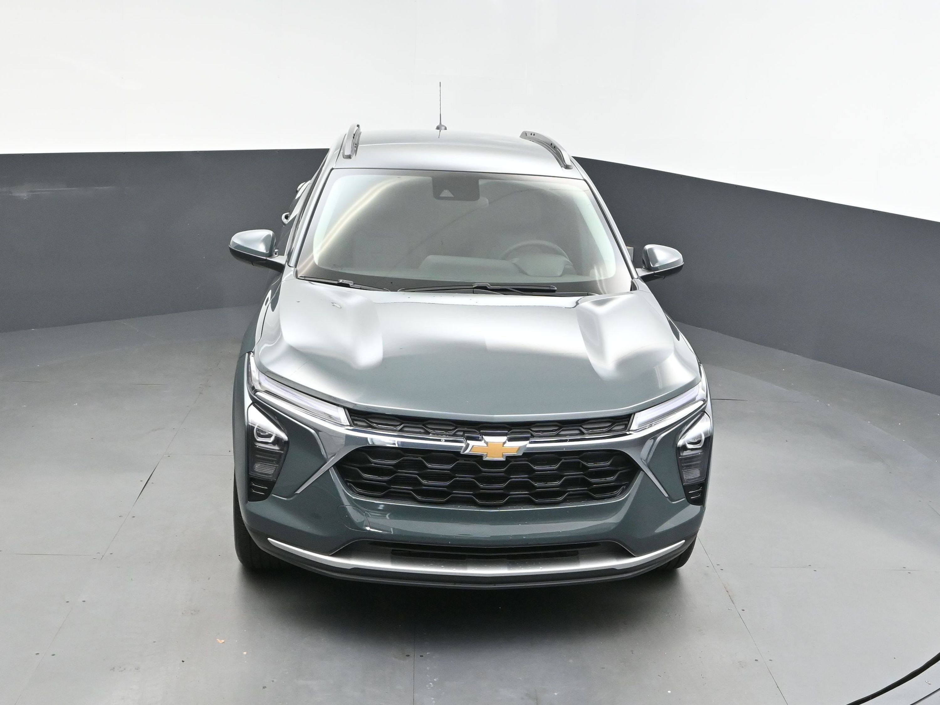 2025 Cypress Gray Chevrolet Trax LT FWD SUV
