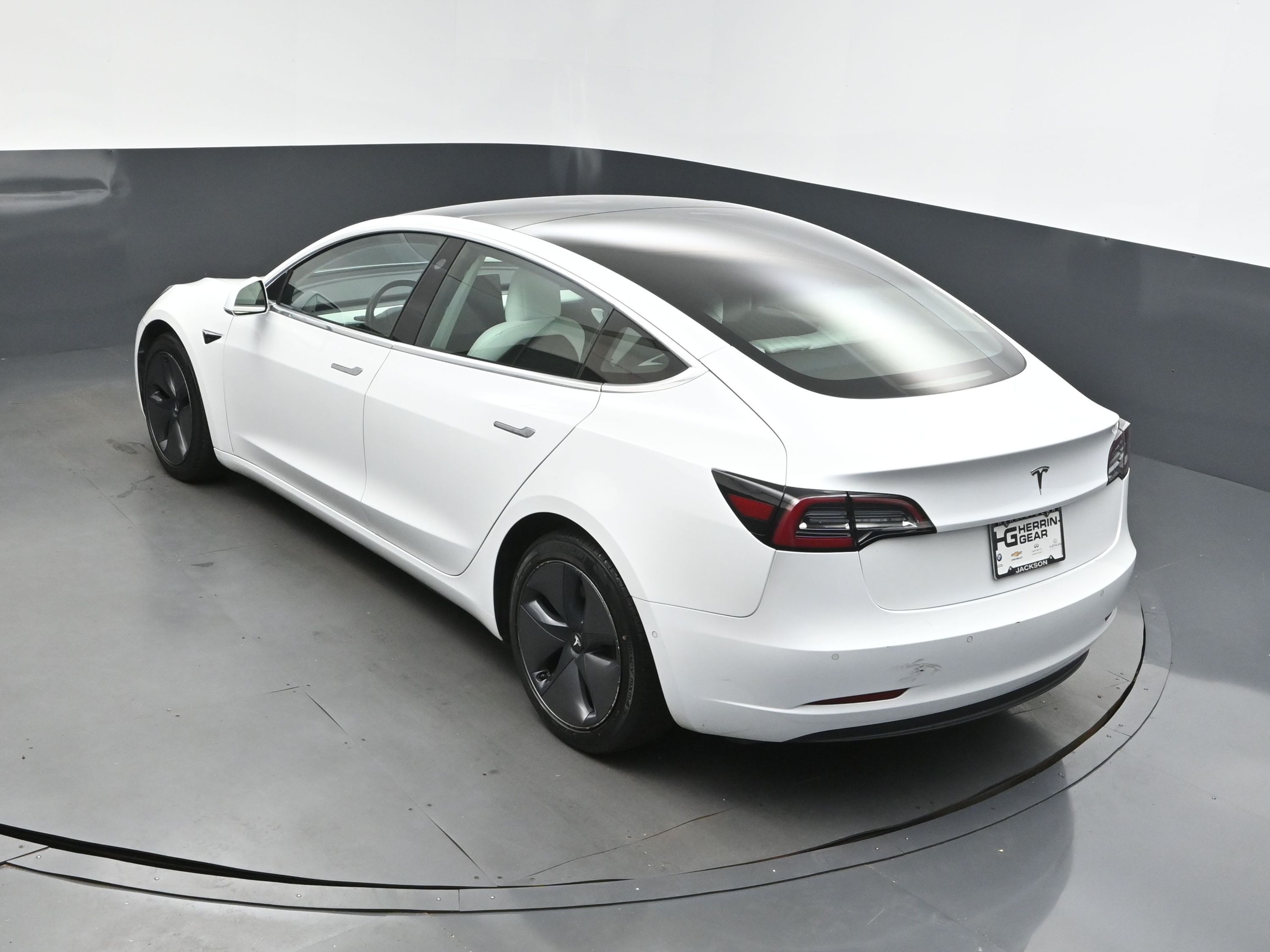 2019 Pearl White Multi-Coat Tesla Model 3 RWD Sedan