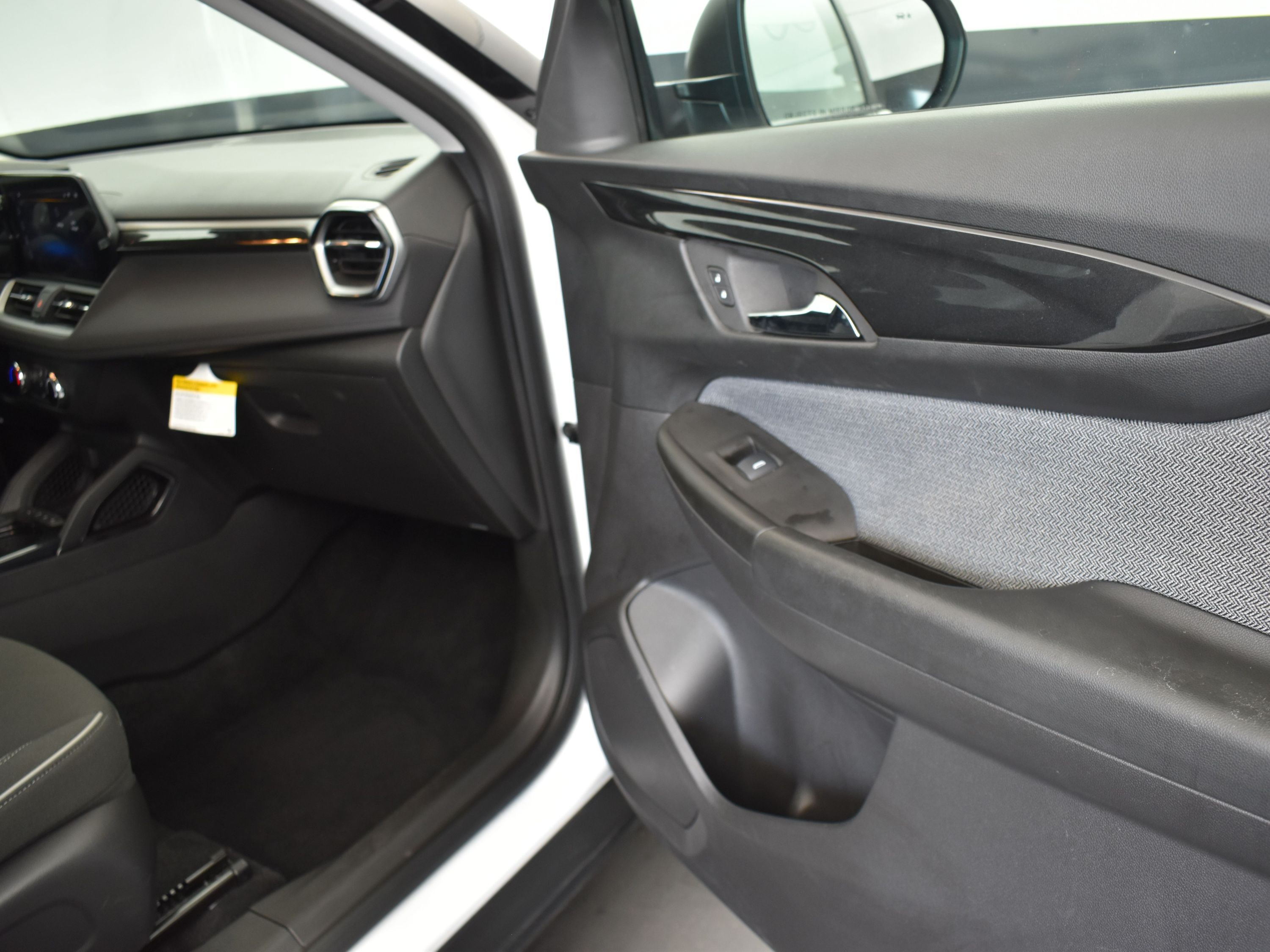 2025 Summit White Chevrolet Trailblazer LS FWD SUV