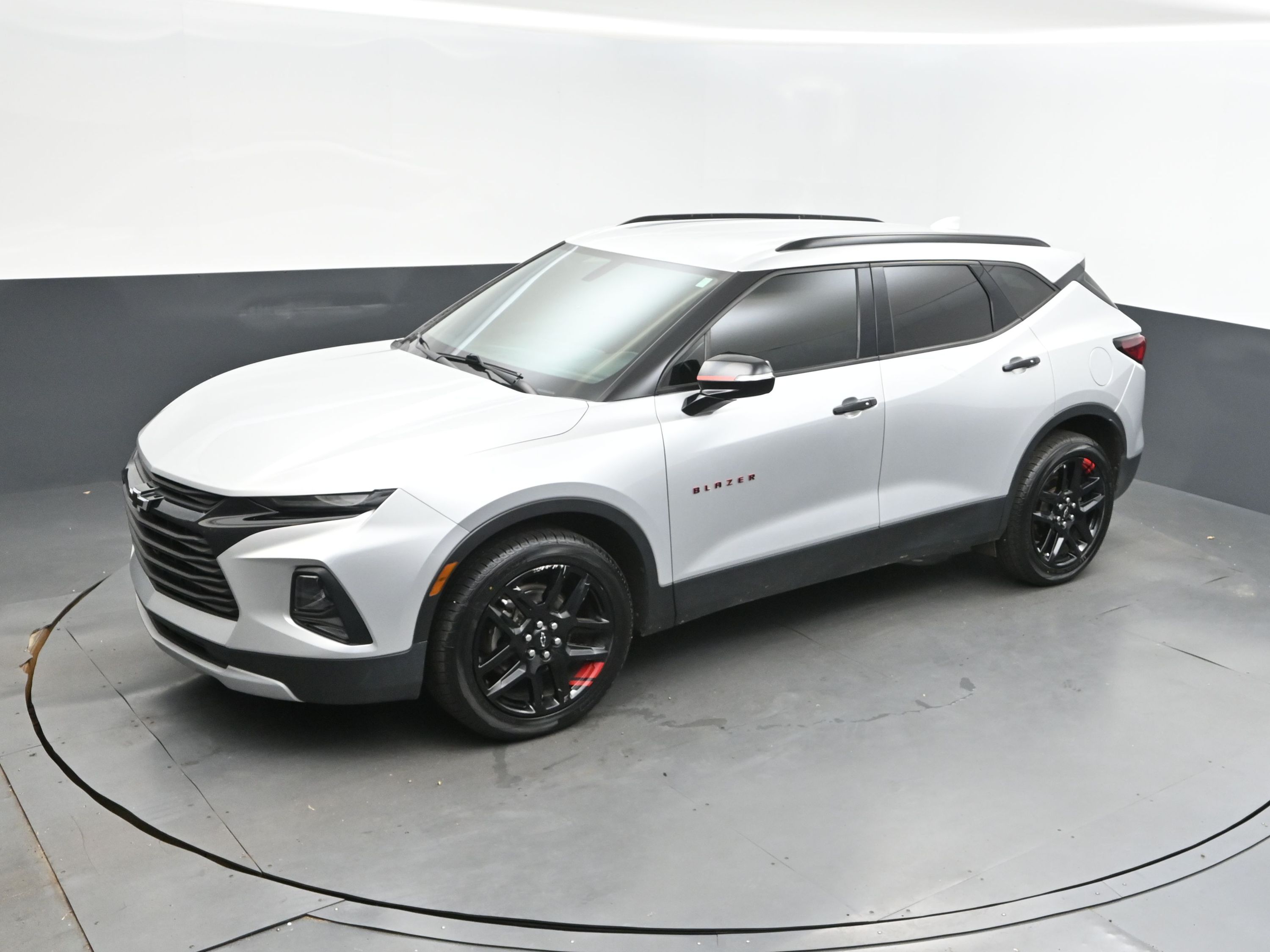 2020 Silver Ice Metallic Chevrolet Blazer LT FWD SUV