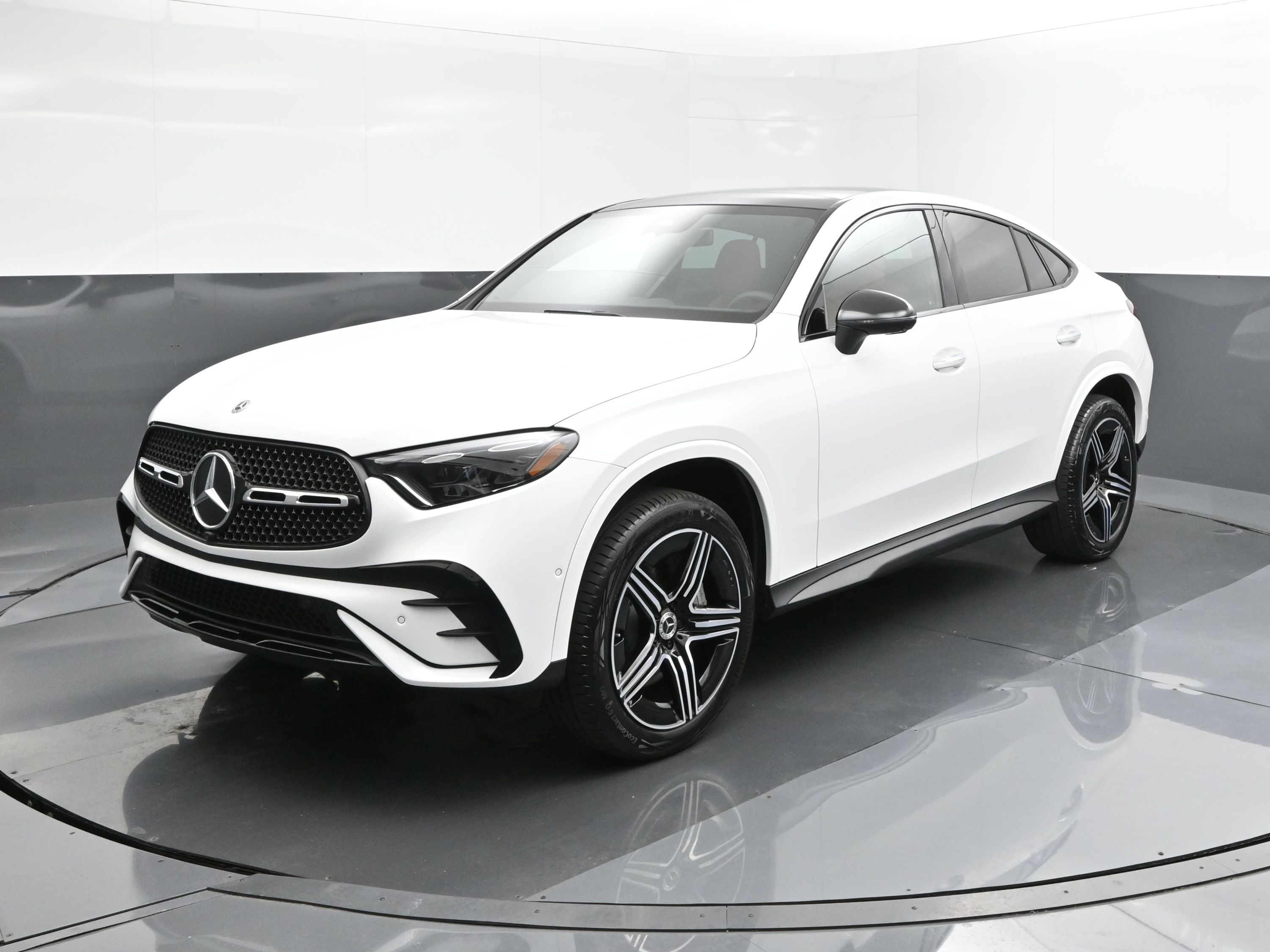 2024 Mercedes-Benz GLC Coupe GLC300's photo