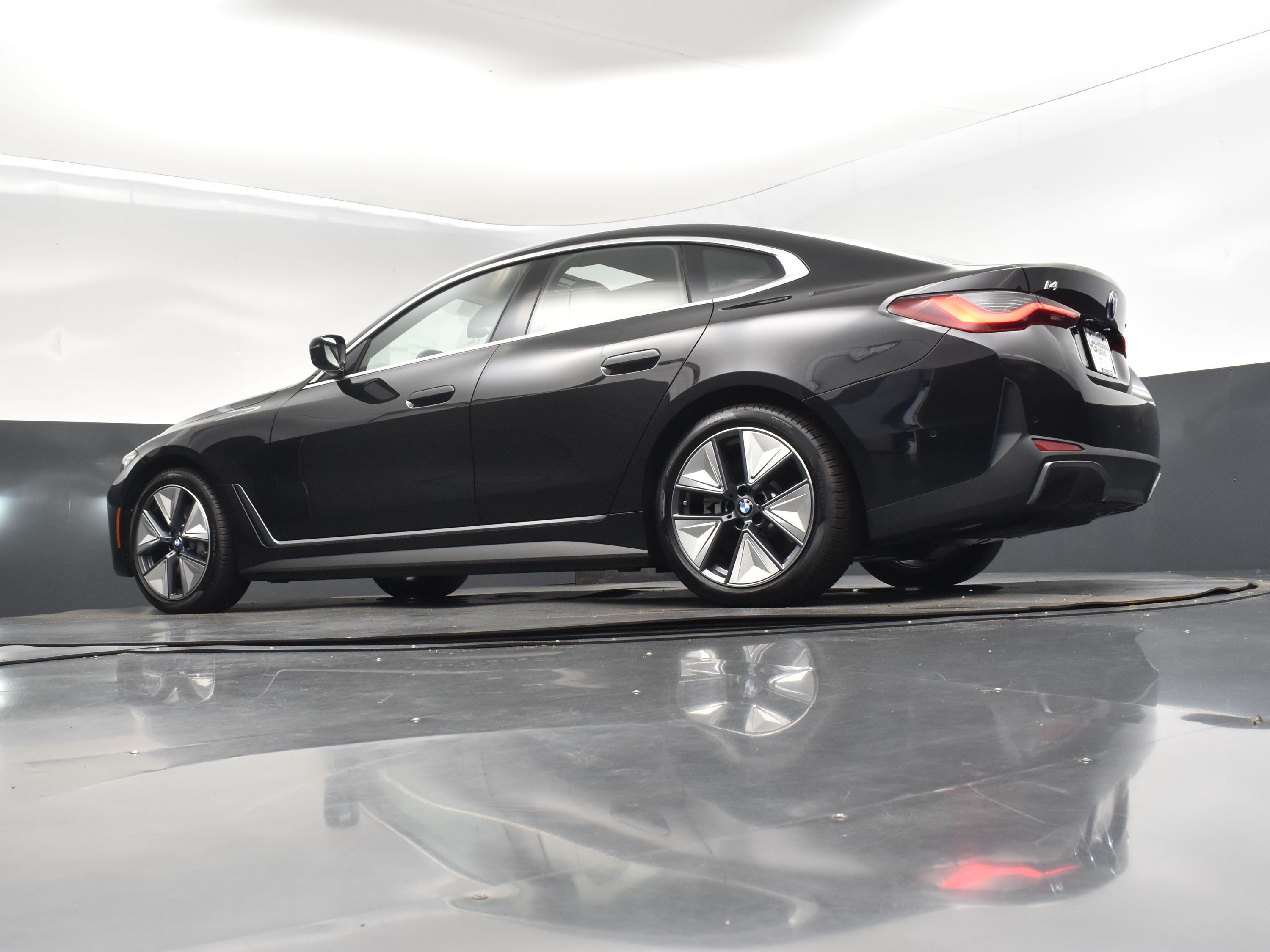 2025 Black Sapphire Metallic BMW i4 eDrive40 RWD Hatchback