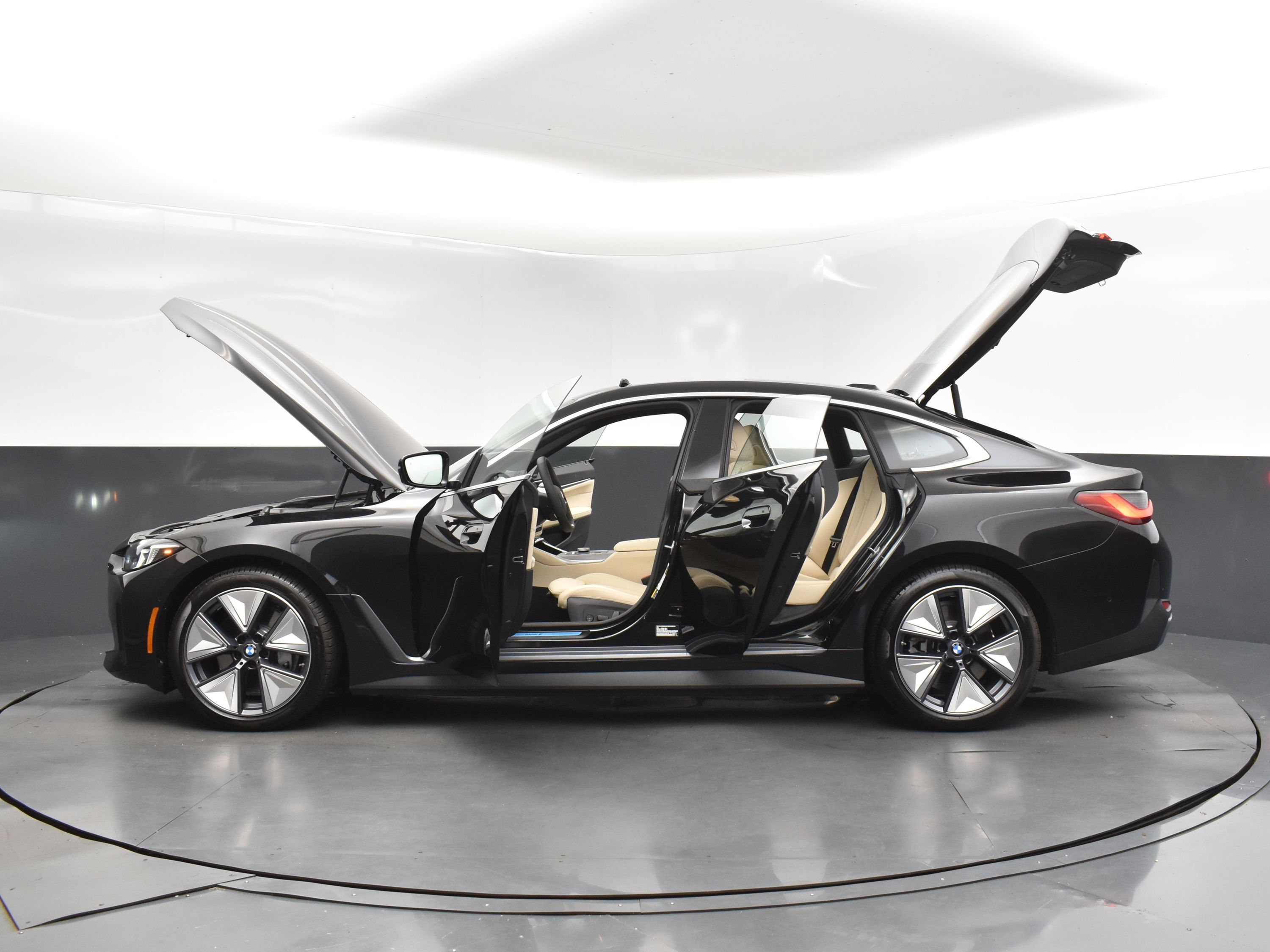 2025 Black Sapphire Metallic BMW i4 eDrive40 RWD Hatchback