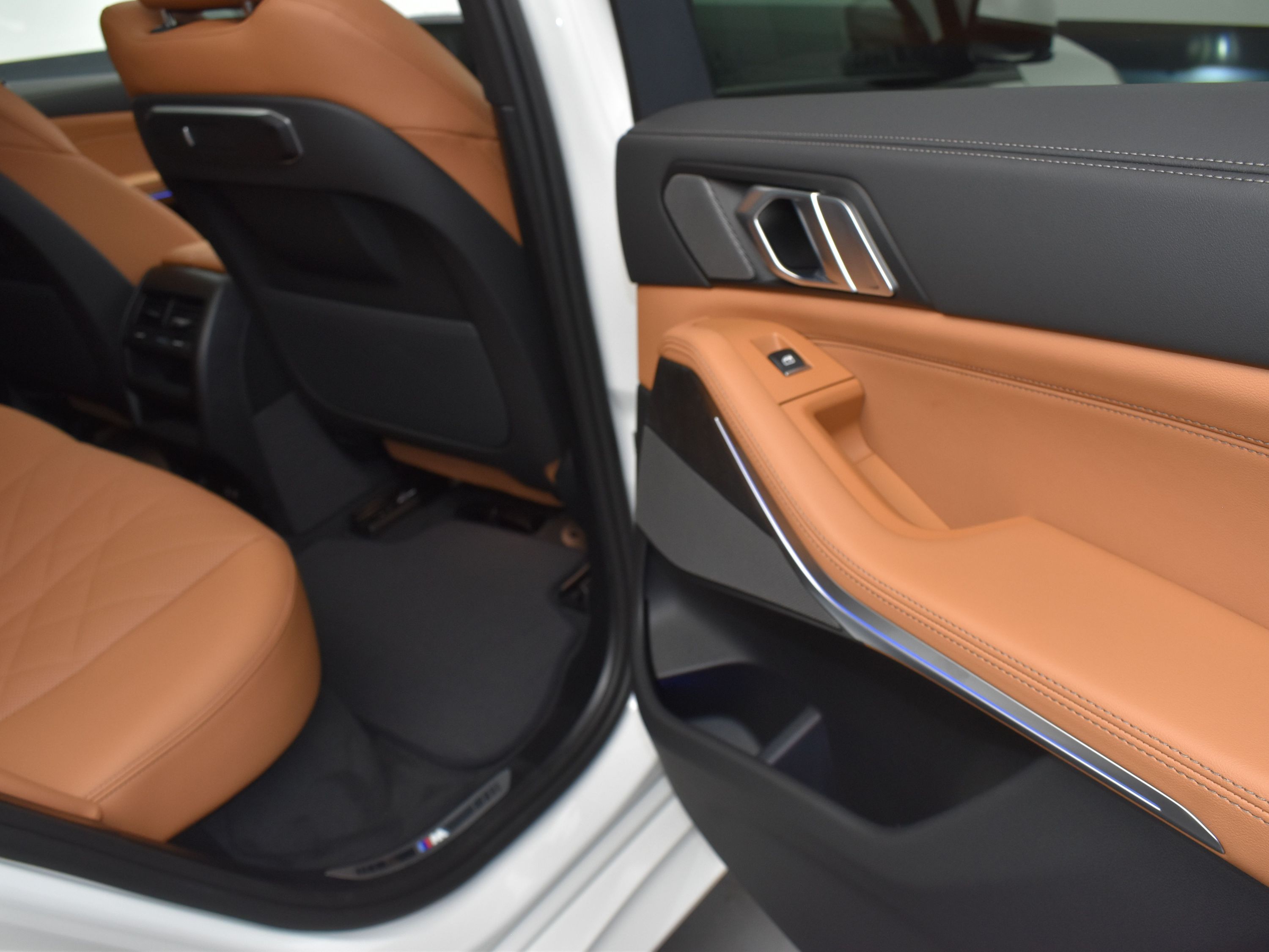 2026 Alpine White BMW X5 sDrive40i RWD SUV