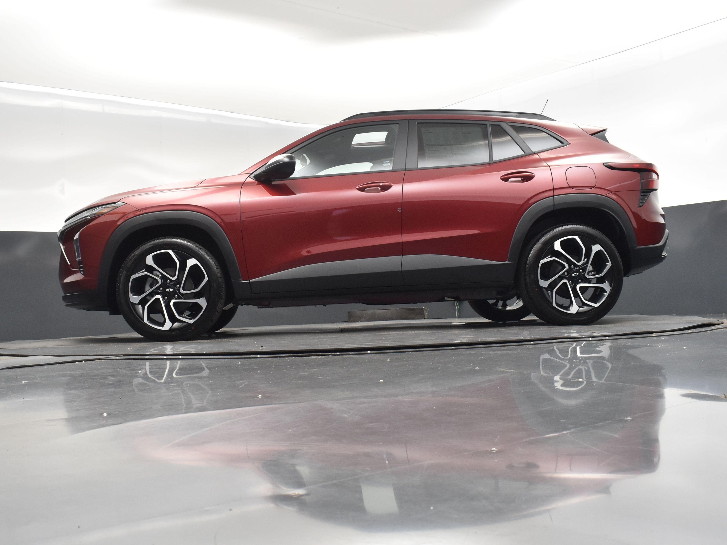 2025 Crimson Metallic Chevrolet Trax 2RS FWD SUV