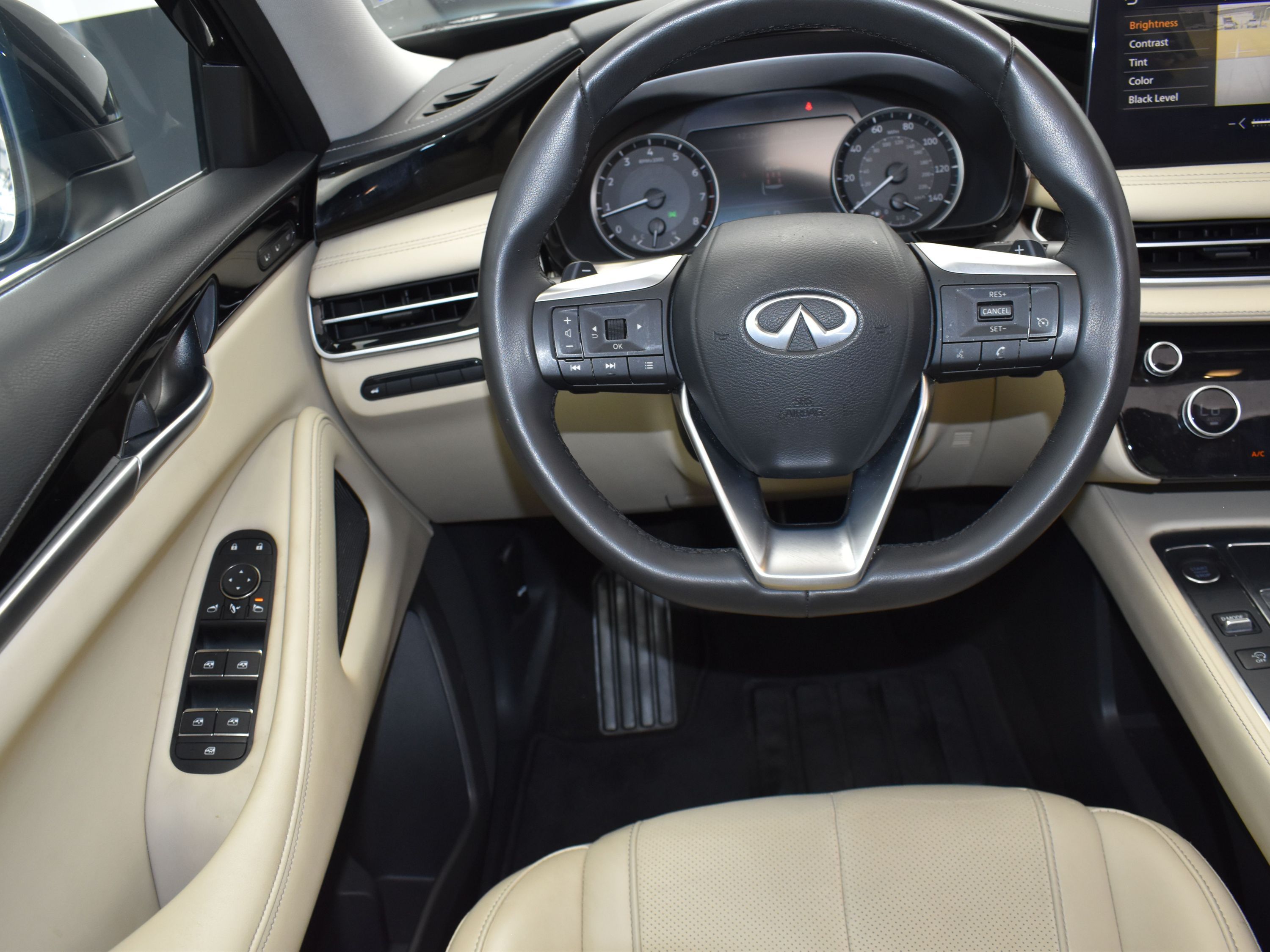 2023 Mineral Black INFINITI QX60 PURE FWD SUV