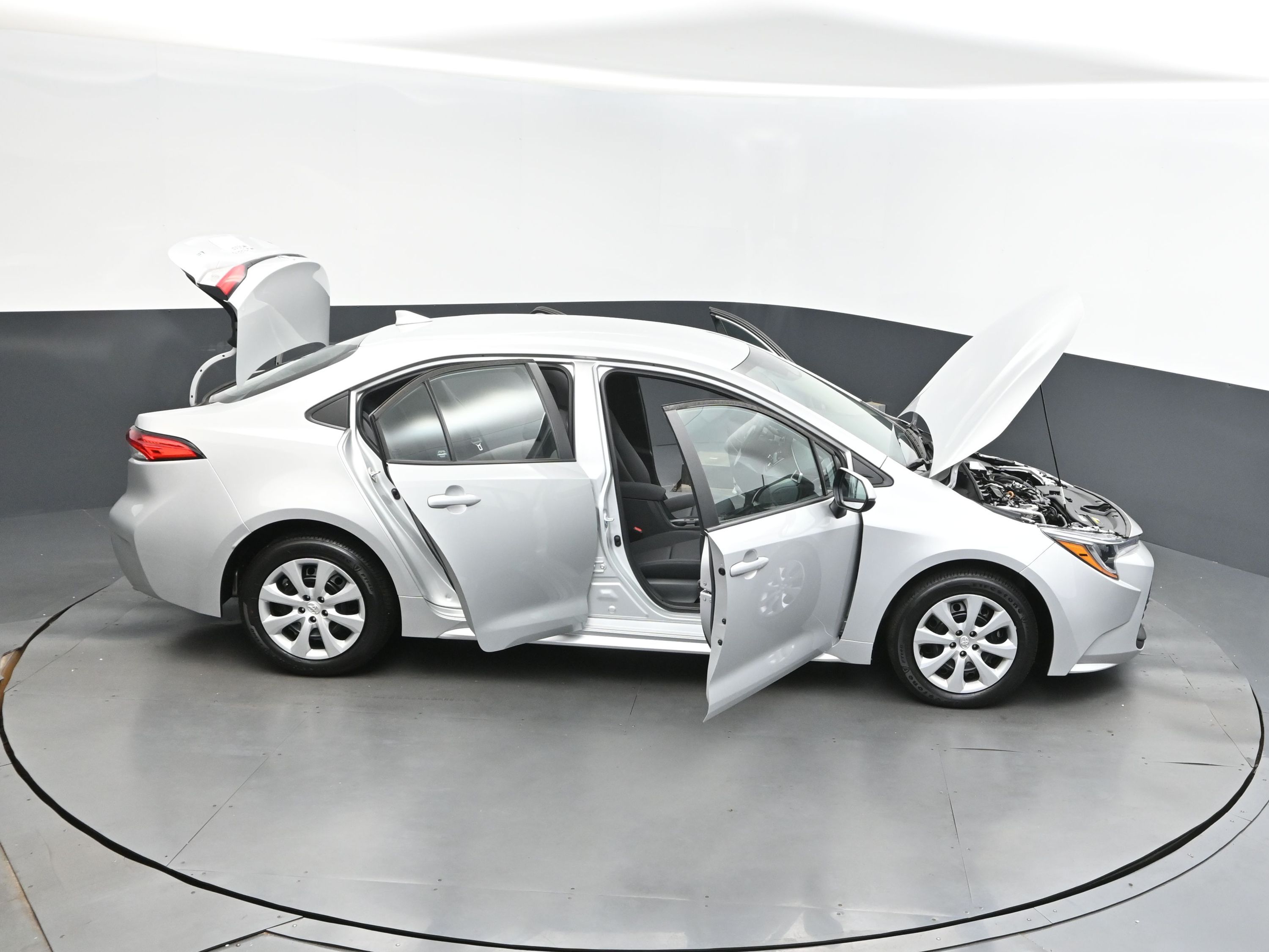 2024 Classic Silver Metallic Toyota Corolla LE FWD Sedan