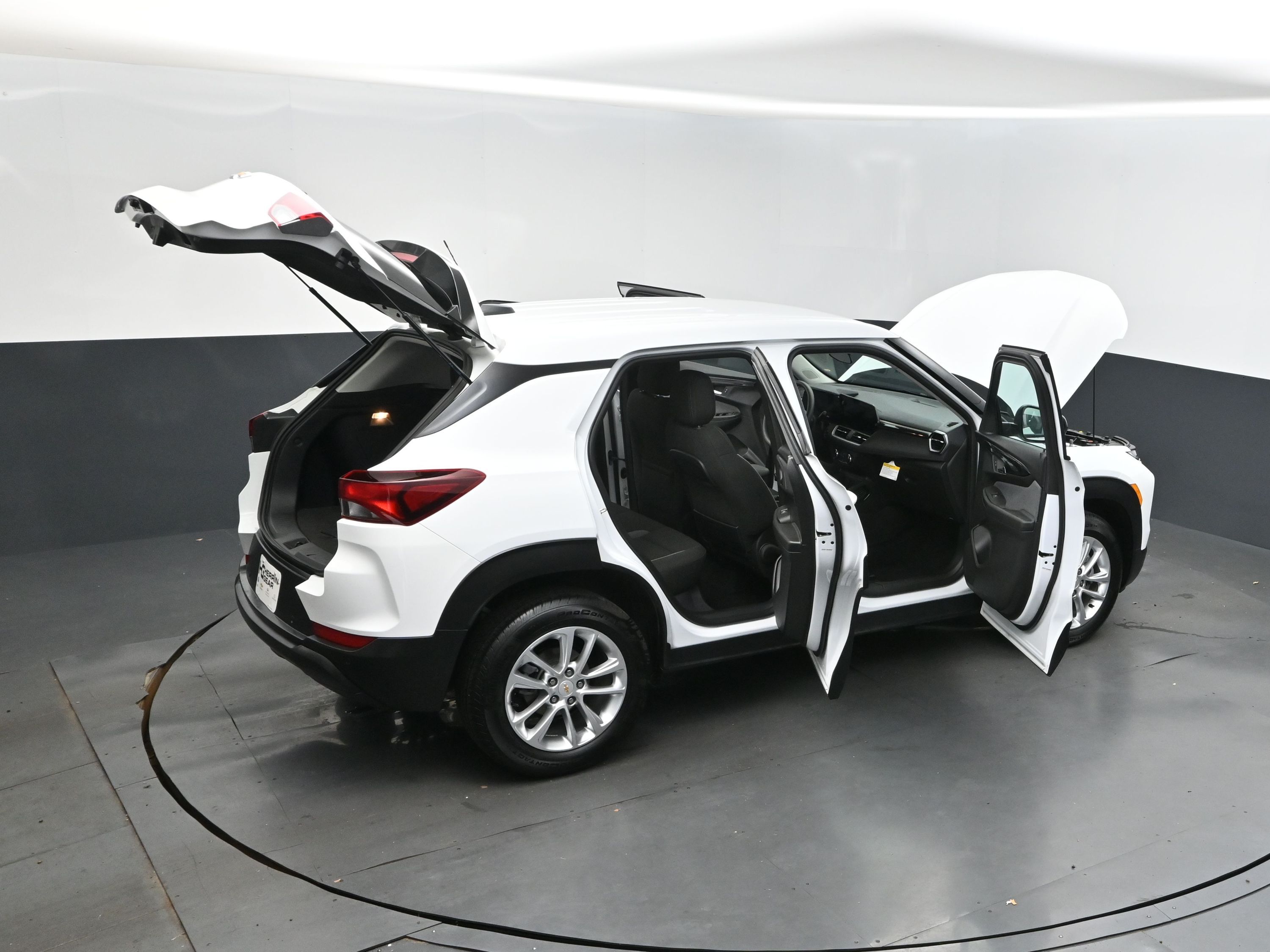 2025 Summit White Chevrolet Trailblazer LS FWD SUV