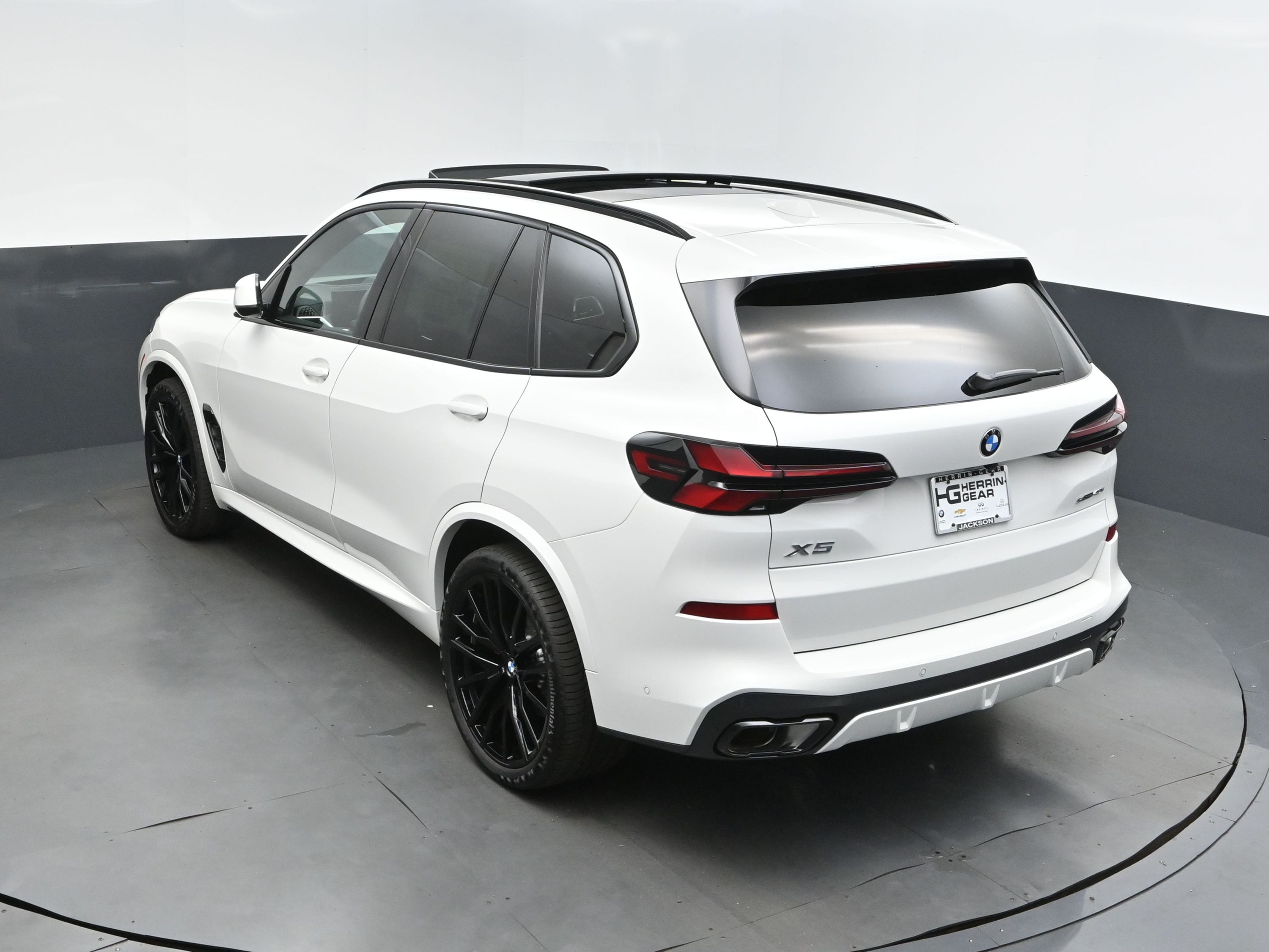 2026 Alpine White BMW X5 sDrive40i RWD SUV
