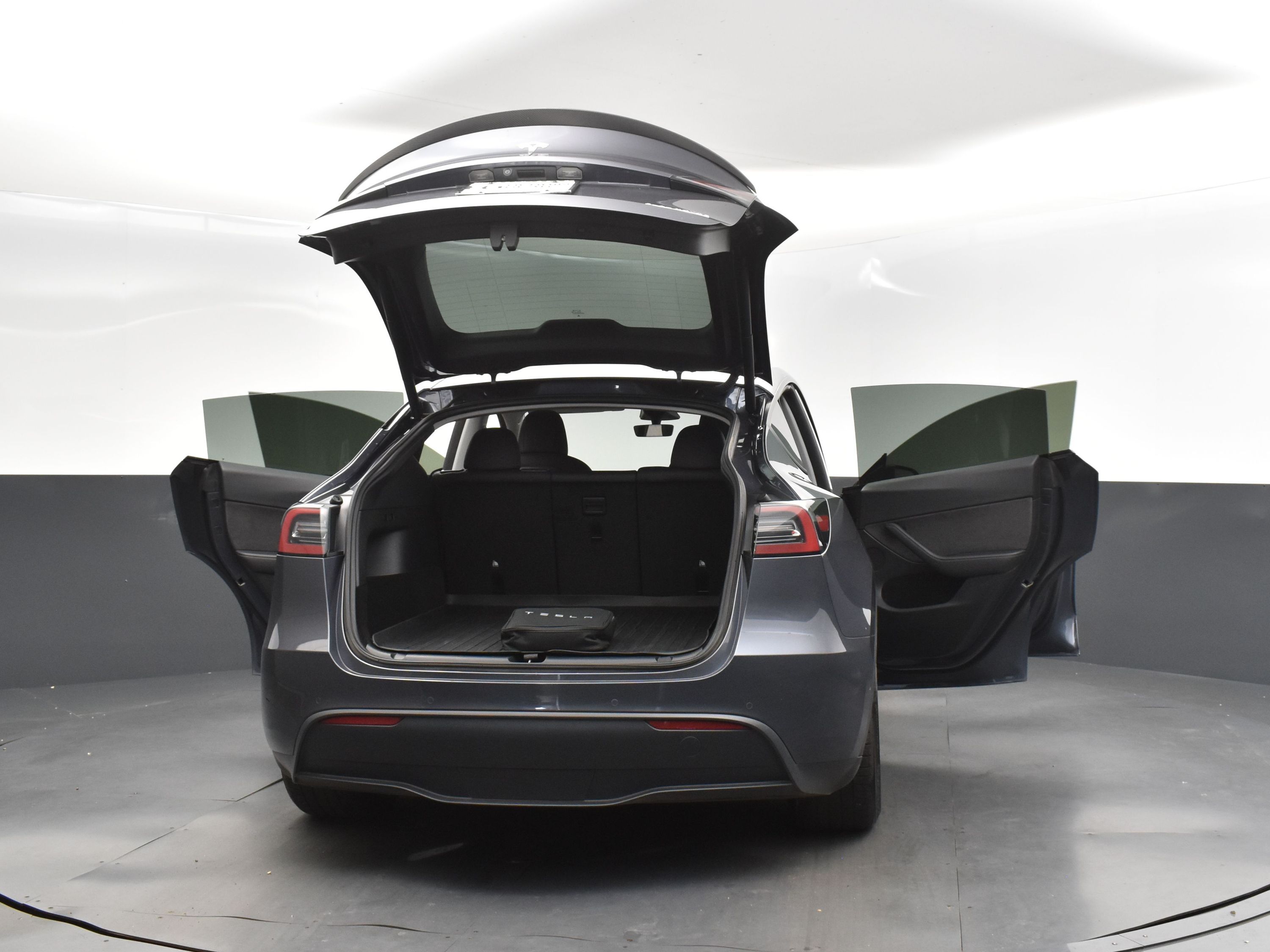 2022 Gray Tesla Model Y Performance AWD SUV