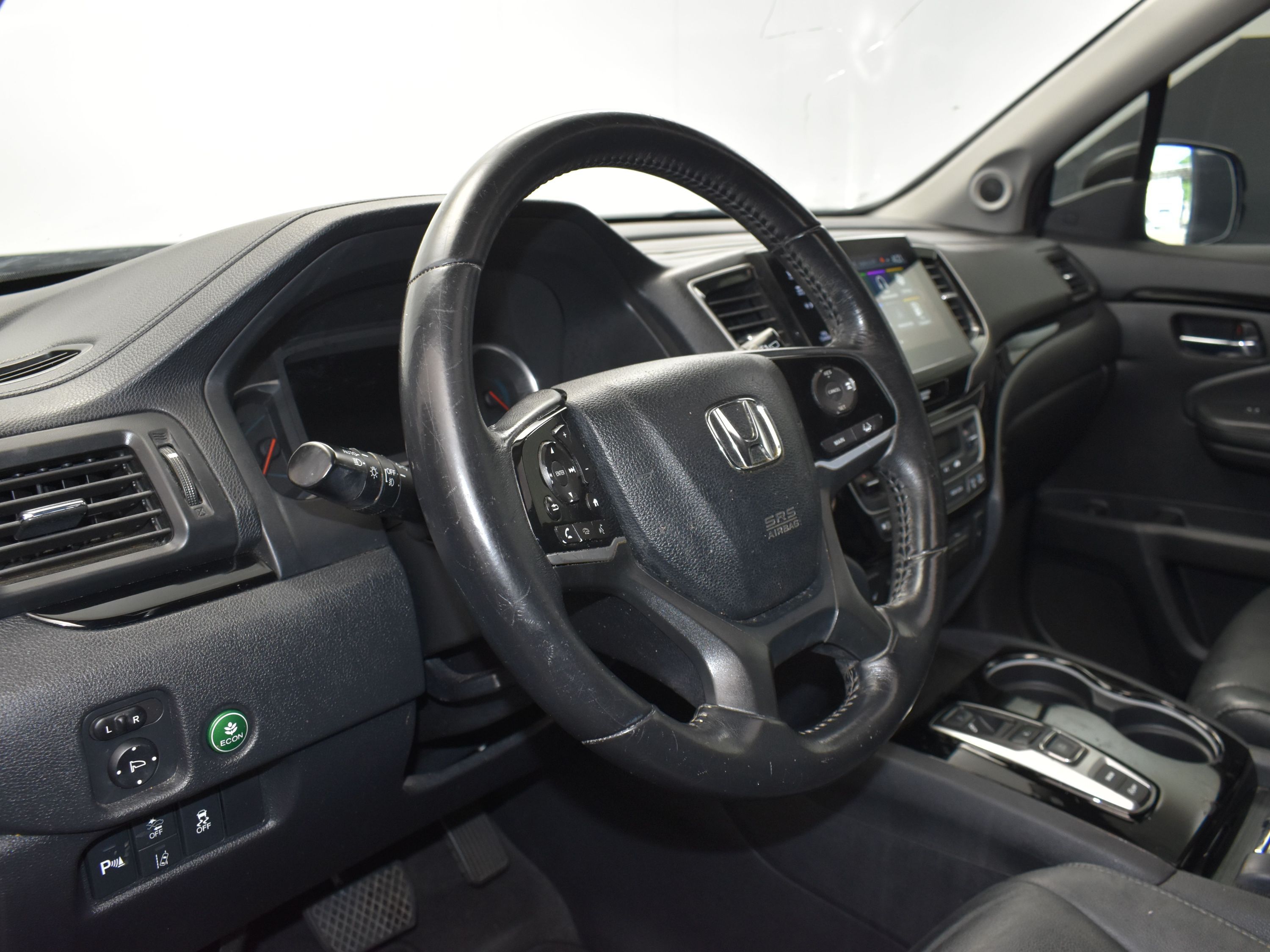 2019 Black Honda Pilot Touring FWD SUV