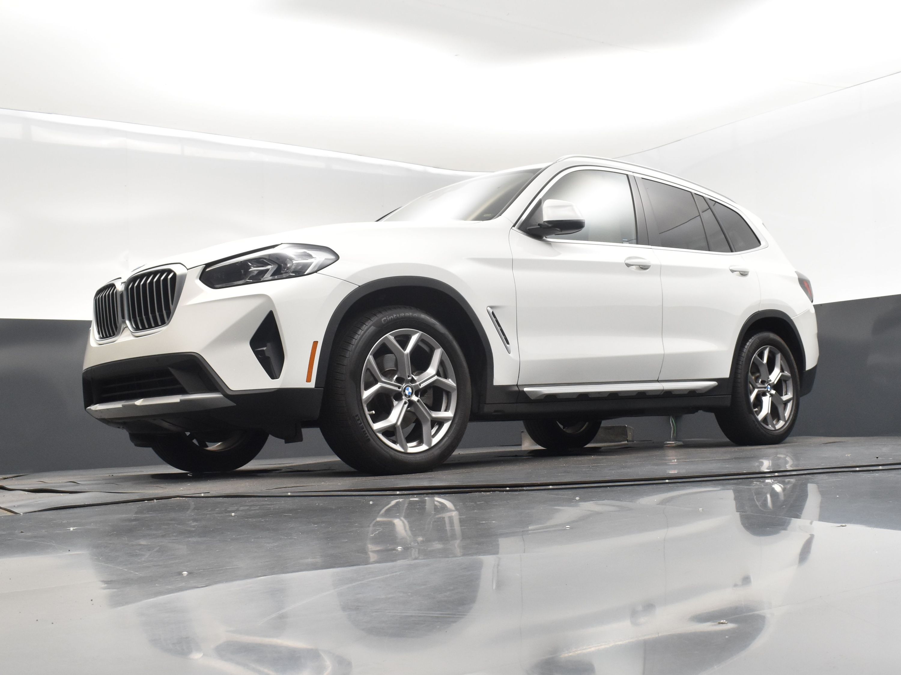 2024 Alpine White BMW X3 sDrive30i RWD SUV