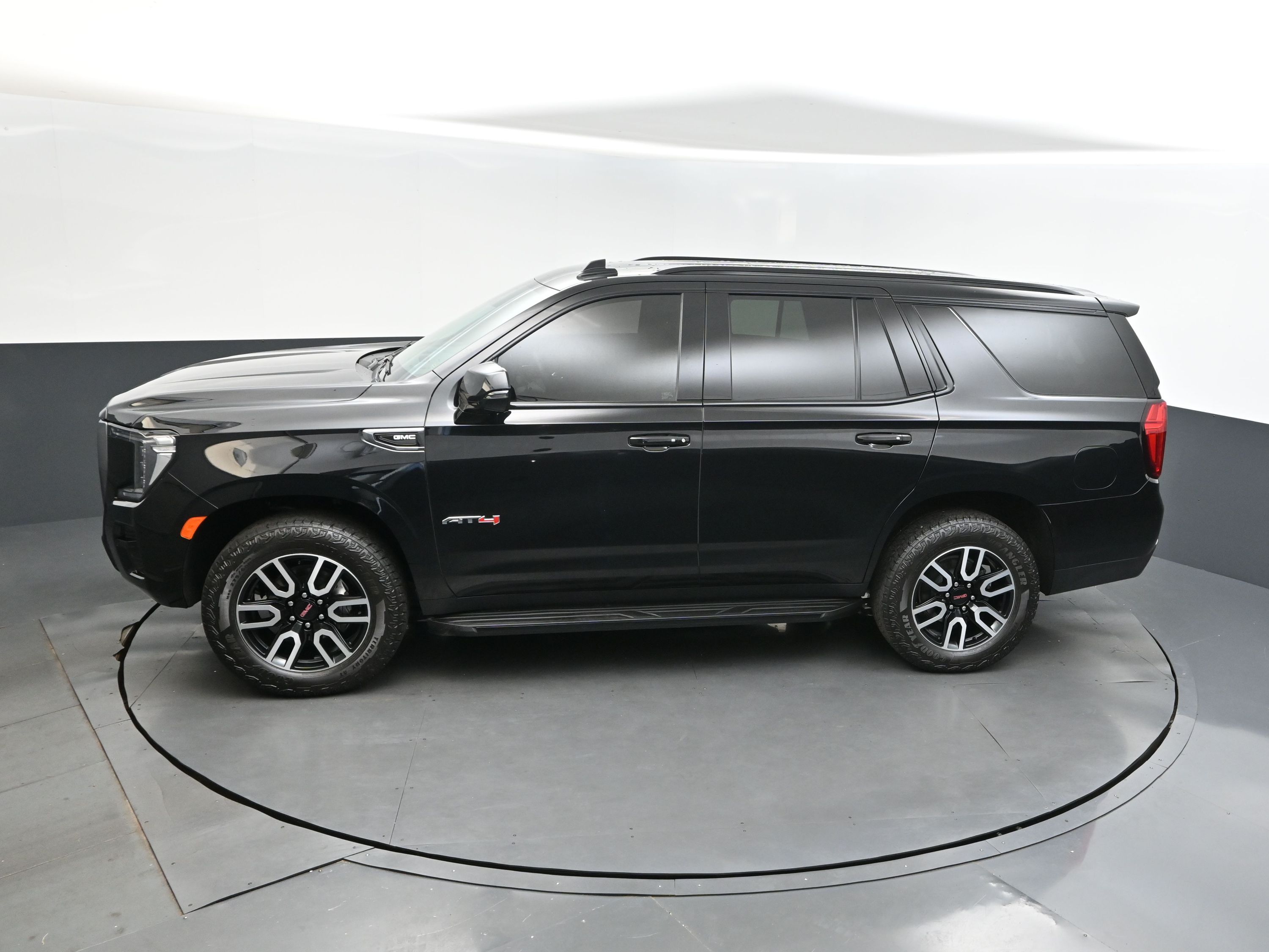 2023 Onyx Black GMC Yukon AT4 4X4 SUV