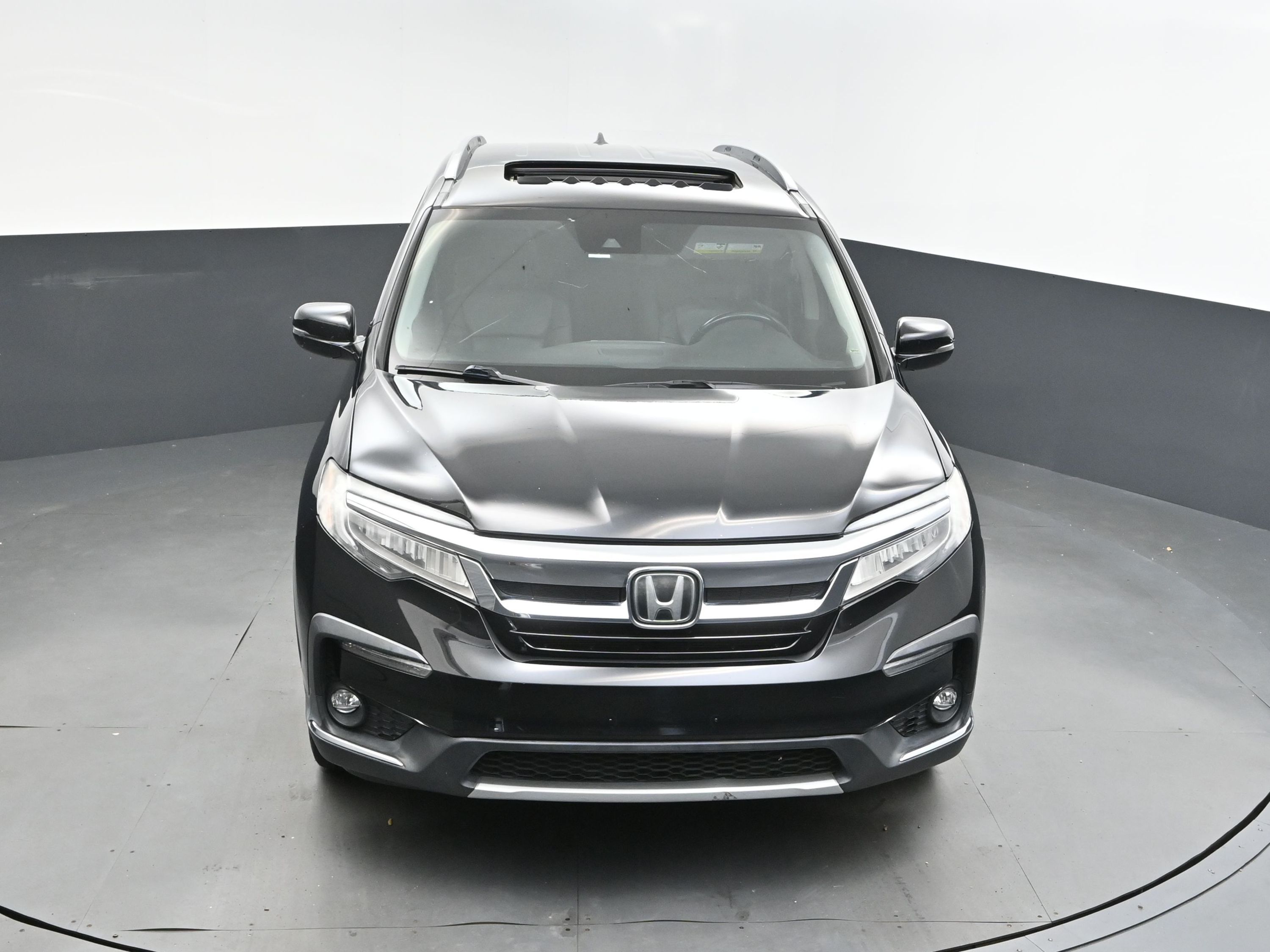 2019 Black Honda Pilot Touring FWD SUV