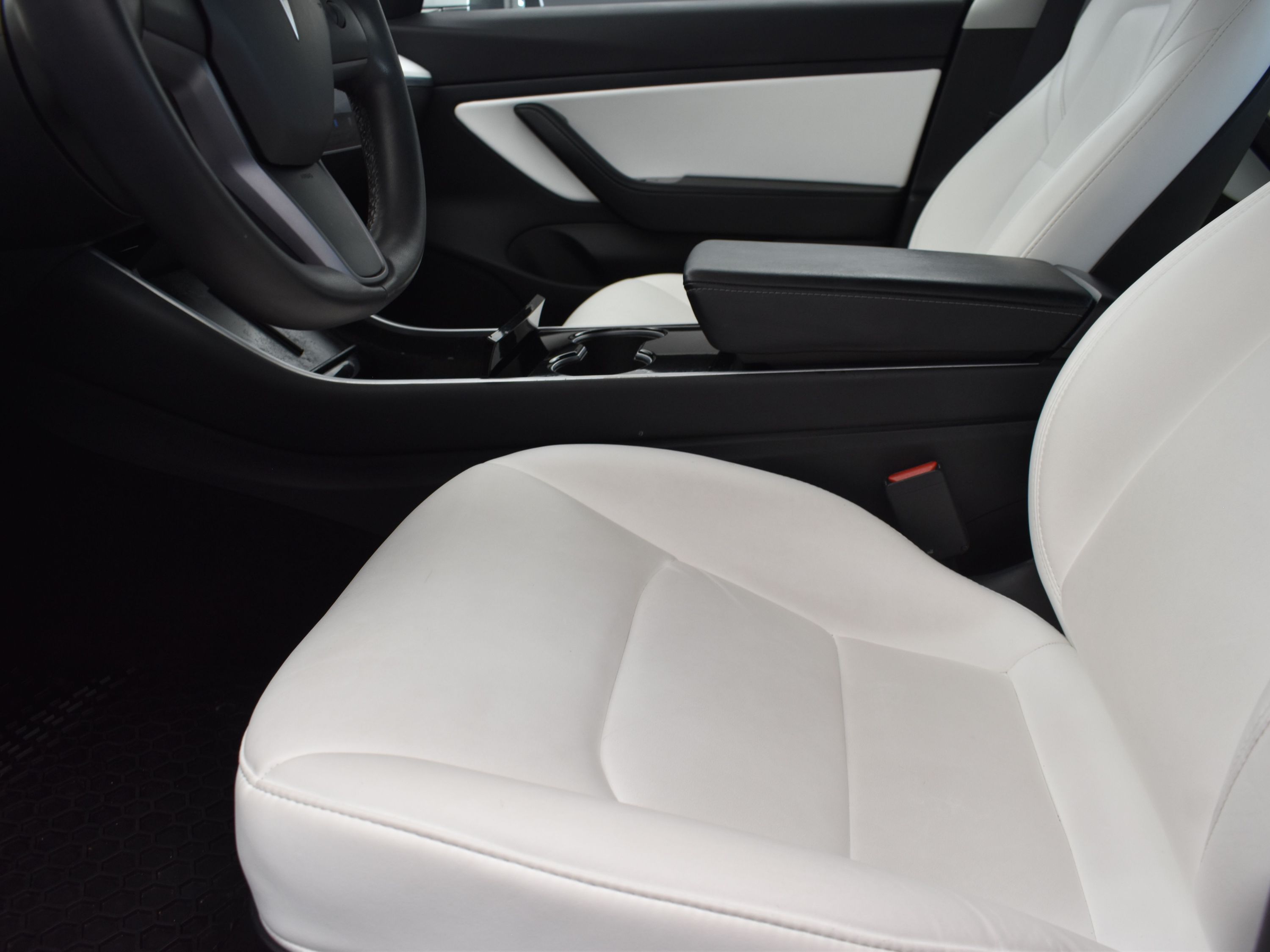 2019 Pearl White Multi-Coat Tesla Model 3 RWD Sedan