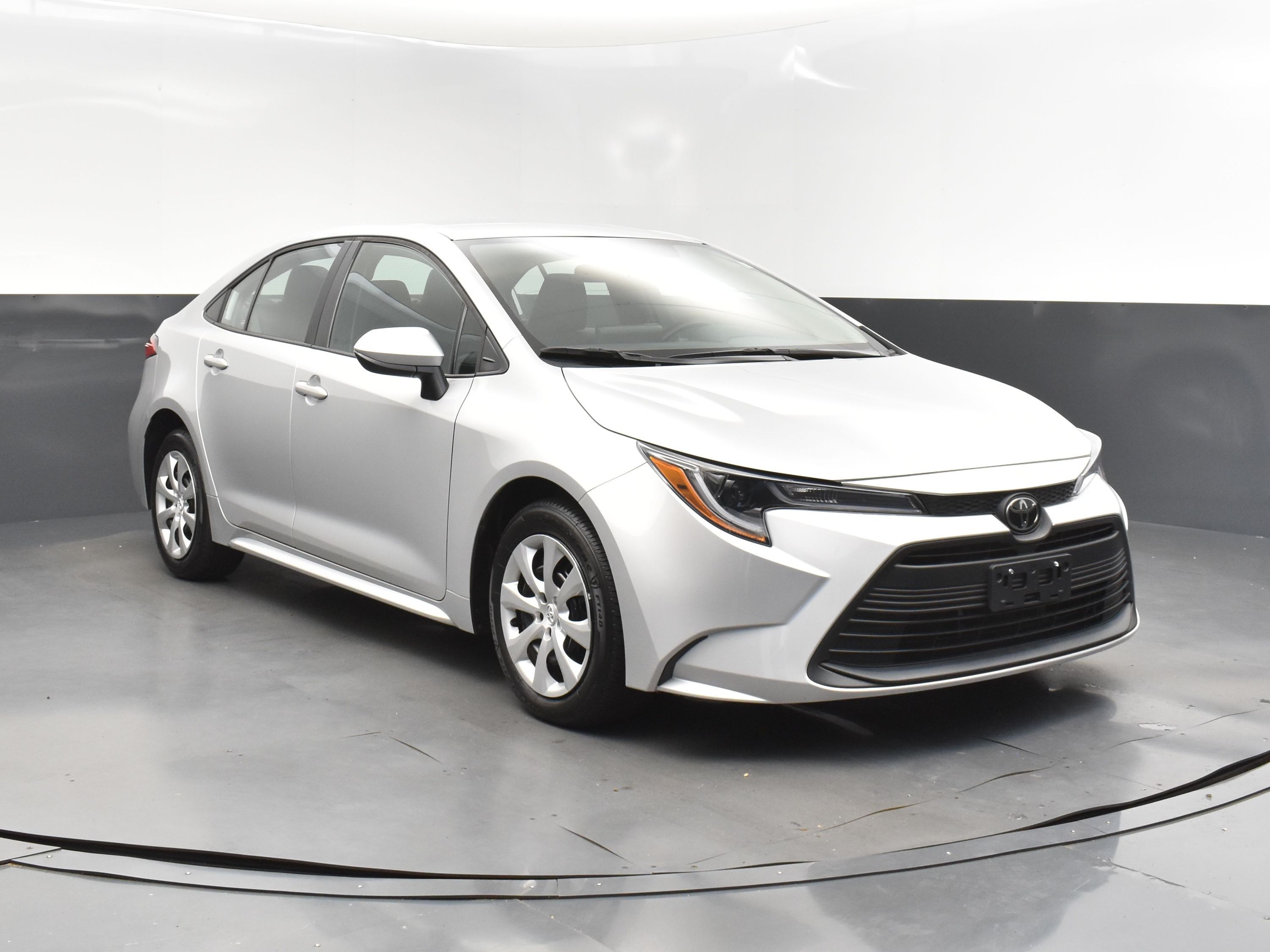 2024 Classic Silver Metallic Toyota Corolla LE FWD Sedan