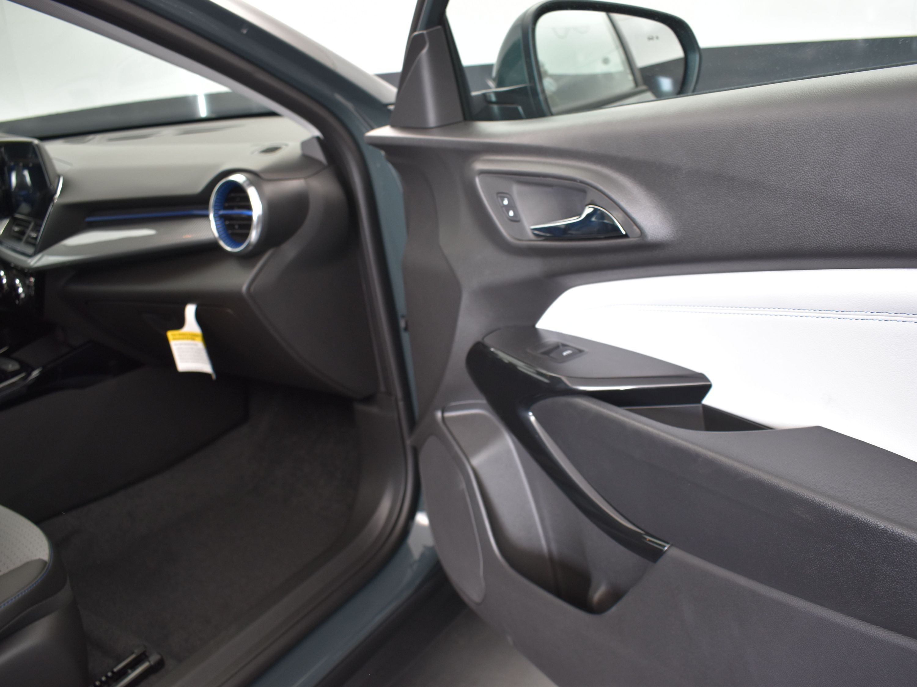 2025 Cypress Gray Chevrolet Trax LT FWD SUV