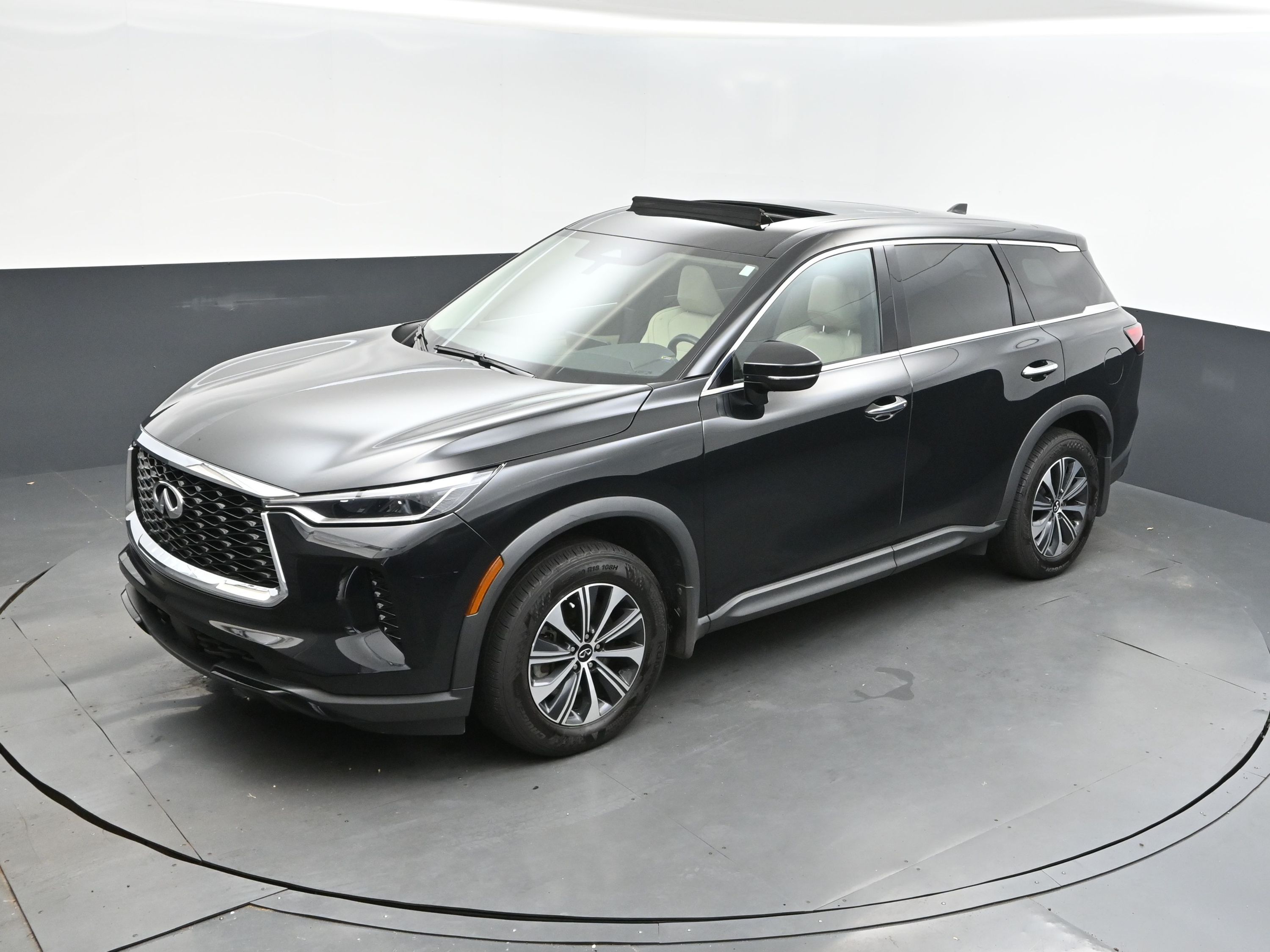 2023 Mineral Black INFINITI QX60 PURE FWD SUV