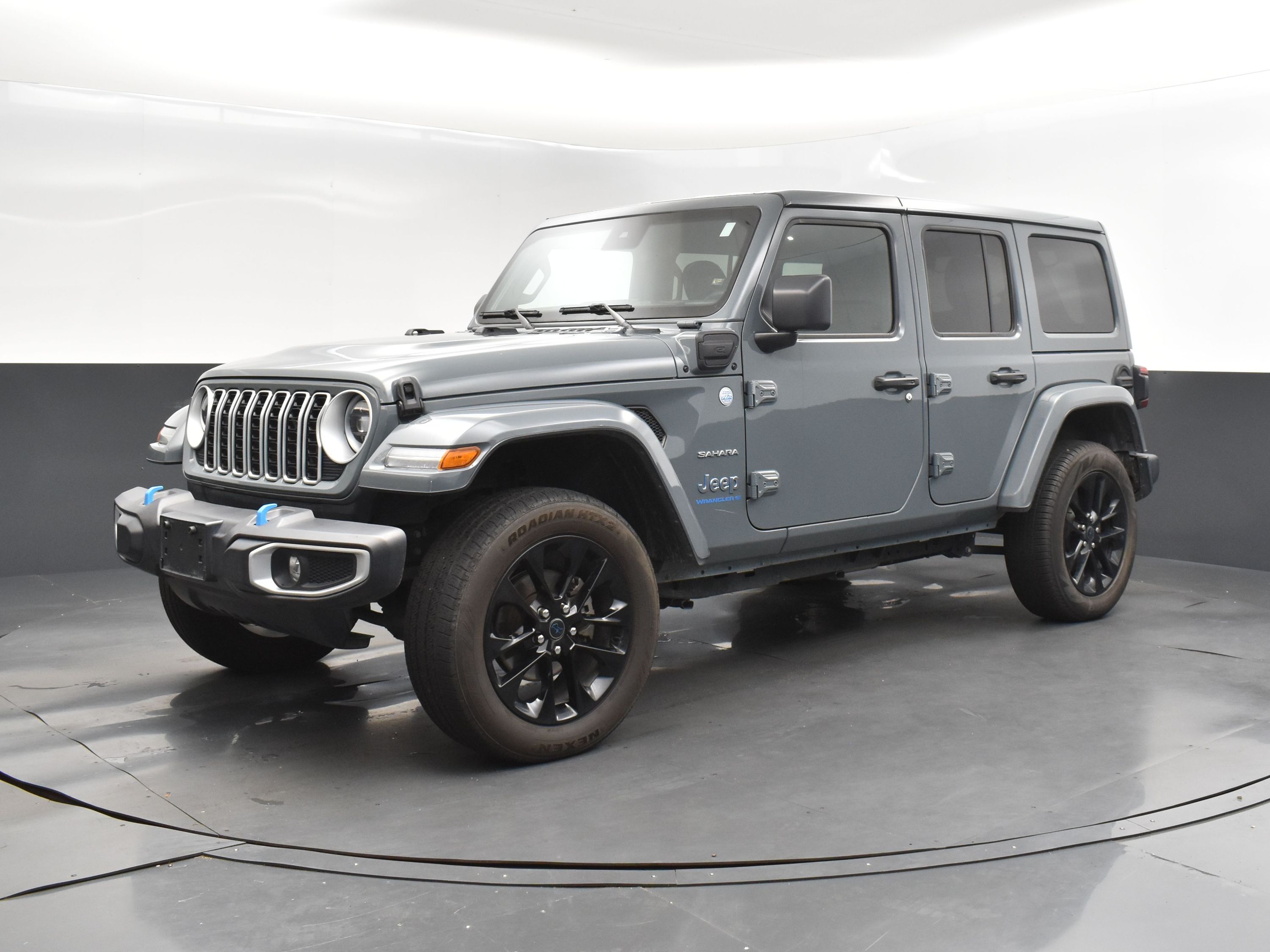2024 Anvil Clear Coat Jeep Wrangler 4xe Sahara 4xe 4X4 SUV