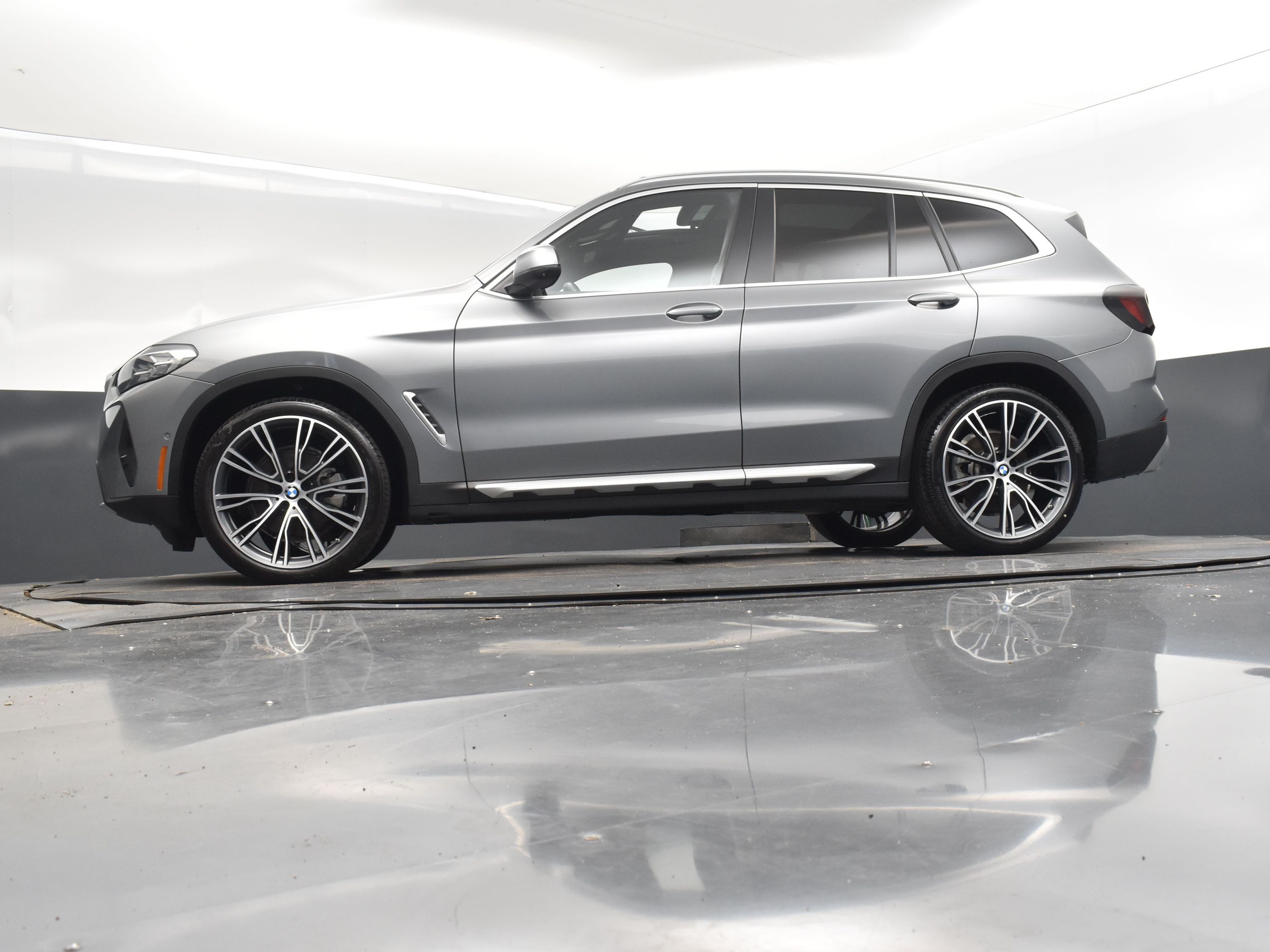 2024 Skyscraper Grey Metallic BMW X3 sDrive30i RWD SUV