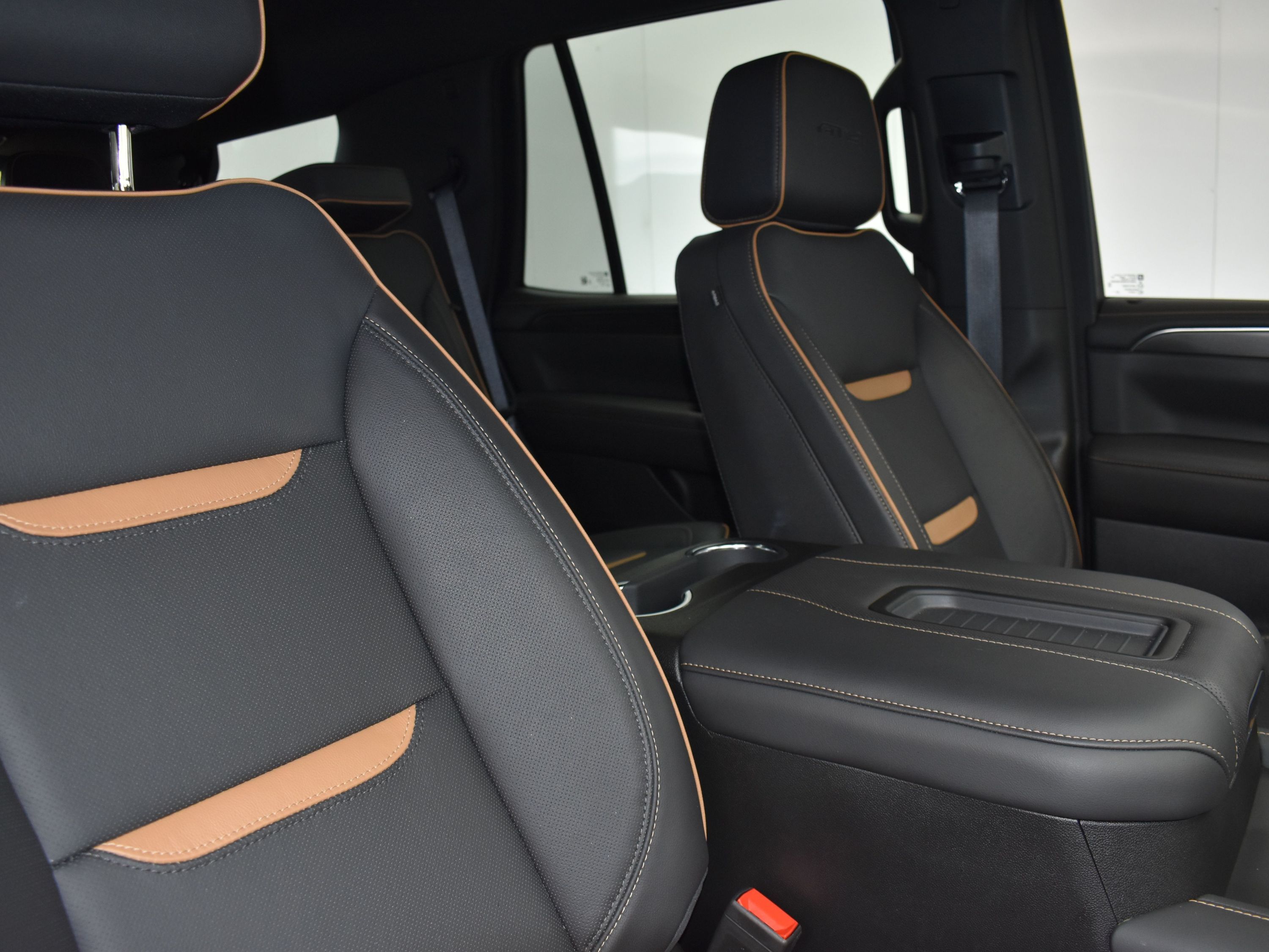 2023 Onyx Black GMC Yukon AT4 4X4 SUV