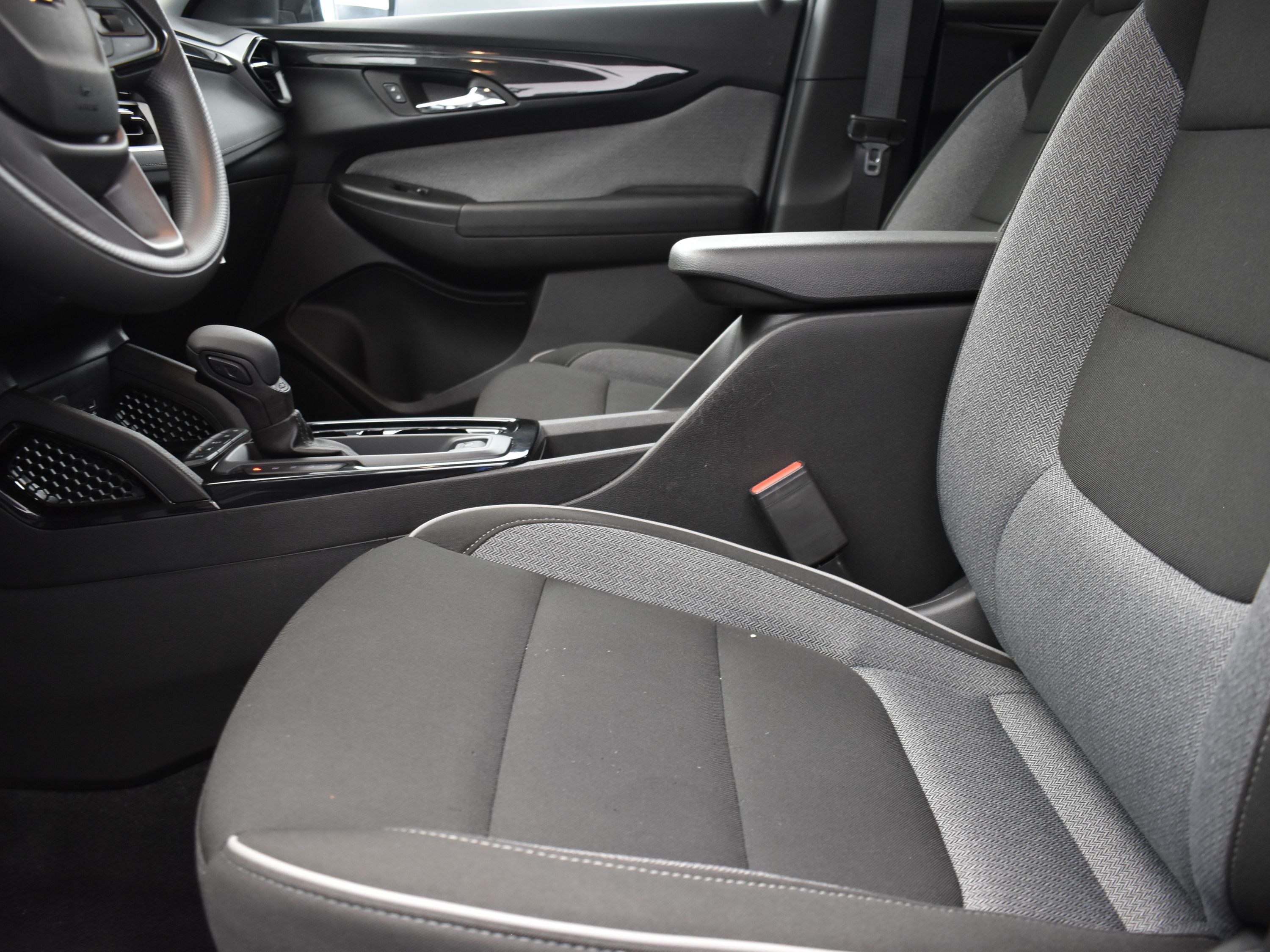 2025 Summit White Chevrolet Trailblazer LS FWD SUV