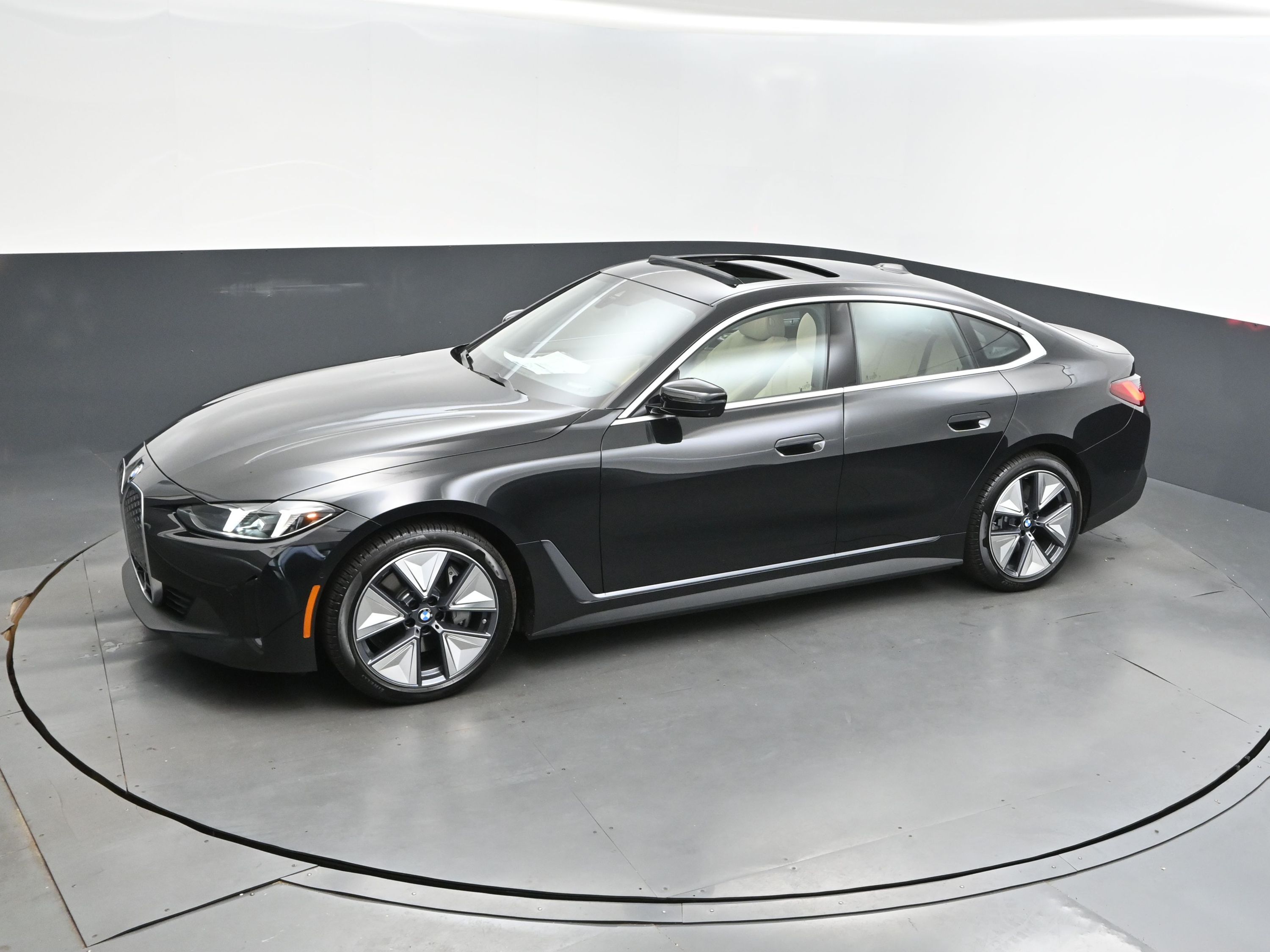 2025 Black Sapphire Metallic BMW i4 eDrive40 RWD Hatchback