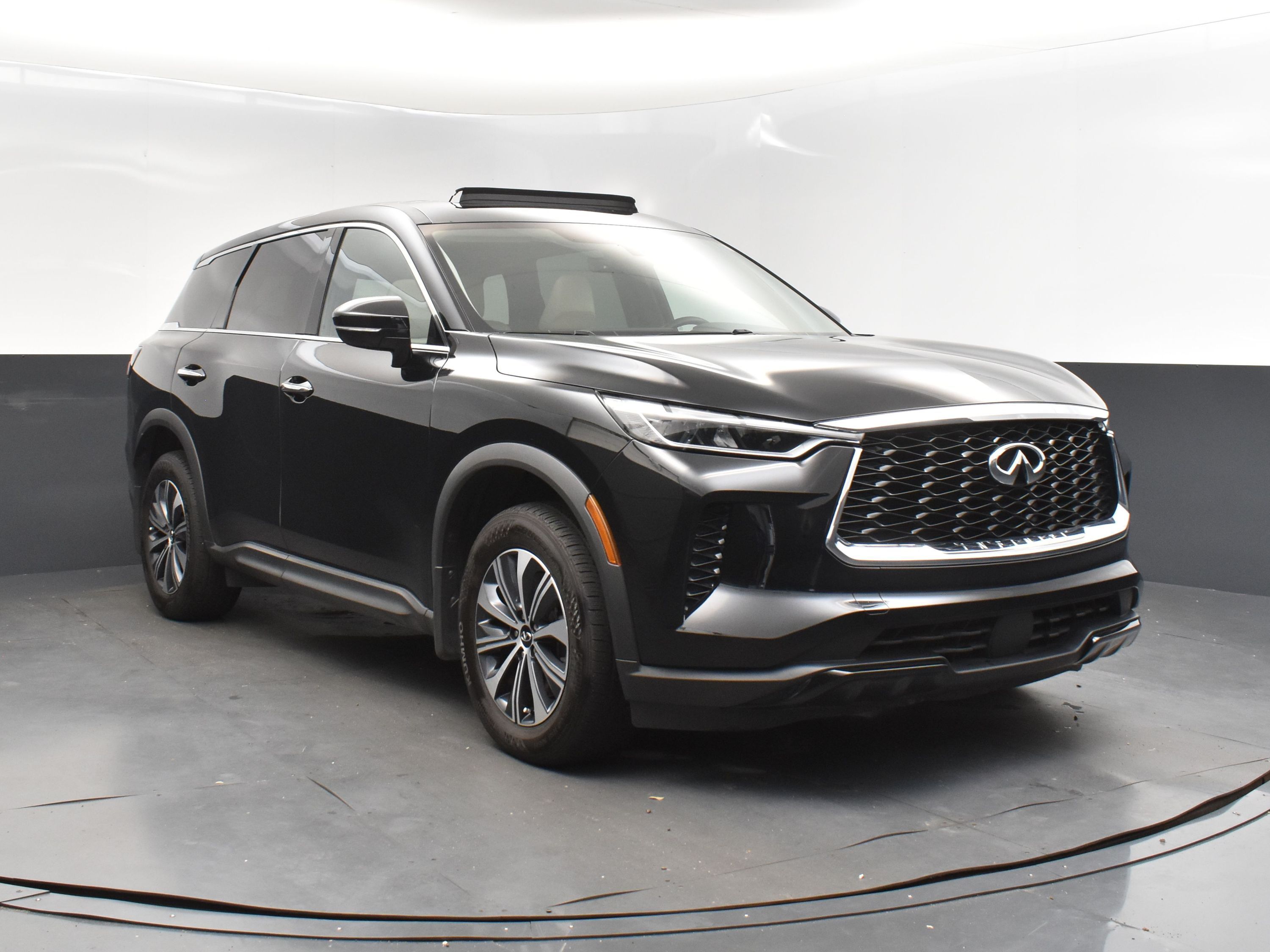 2023 Mineral Black INFINITI QX60 PURE FWD SUV