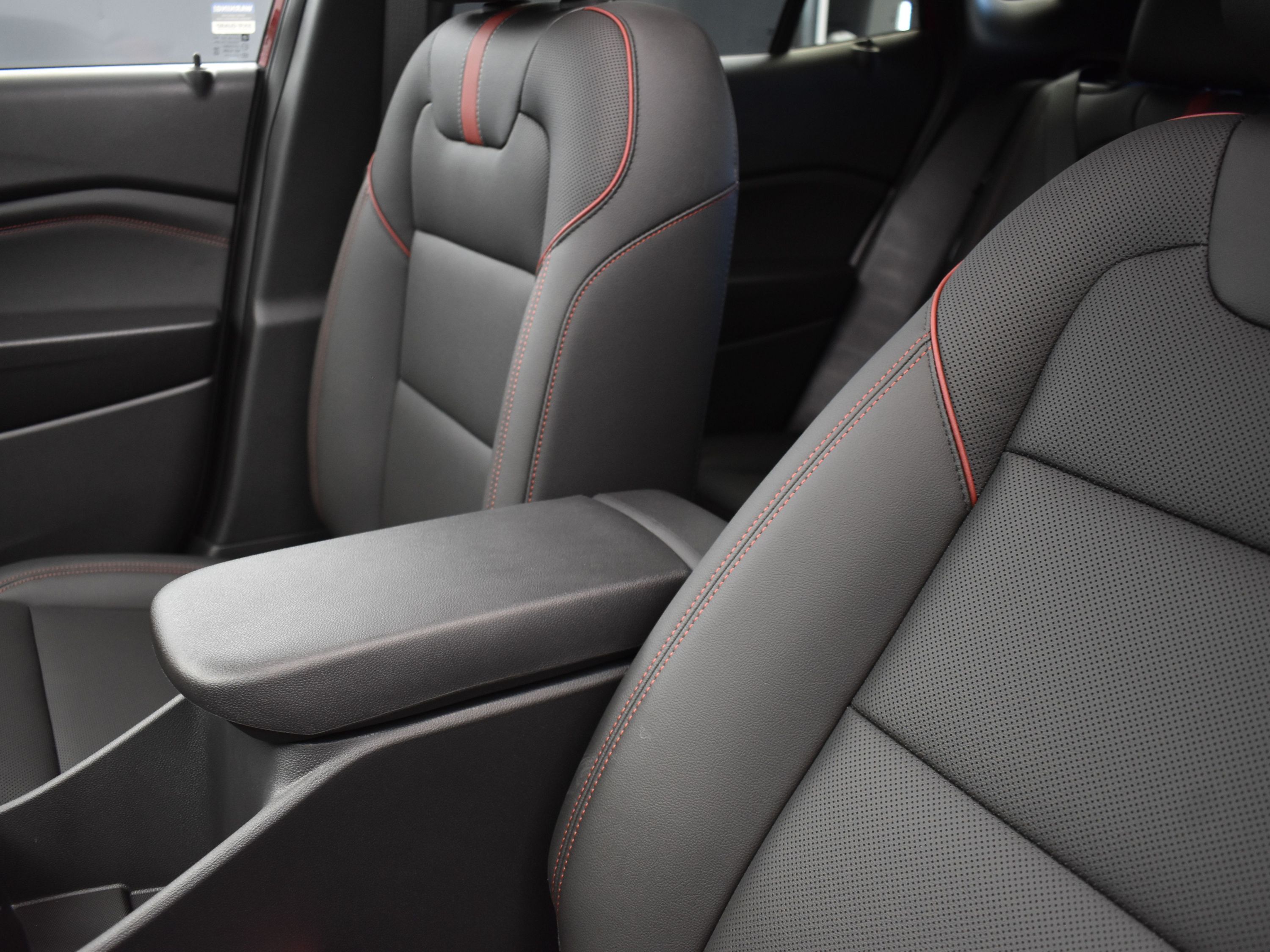 2025 Crimson Metallic Chevrolet Trax 2RS FWD SUV