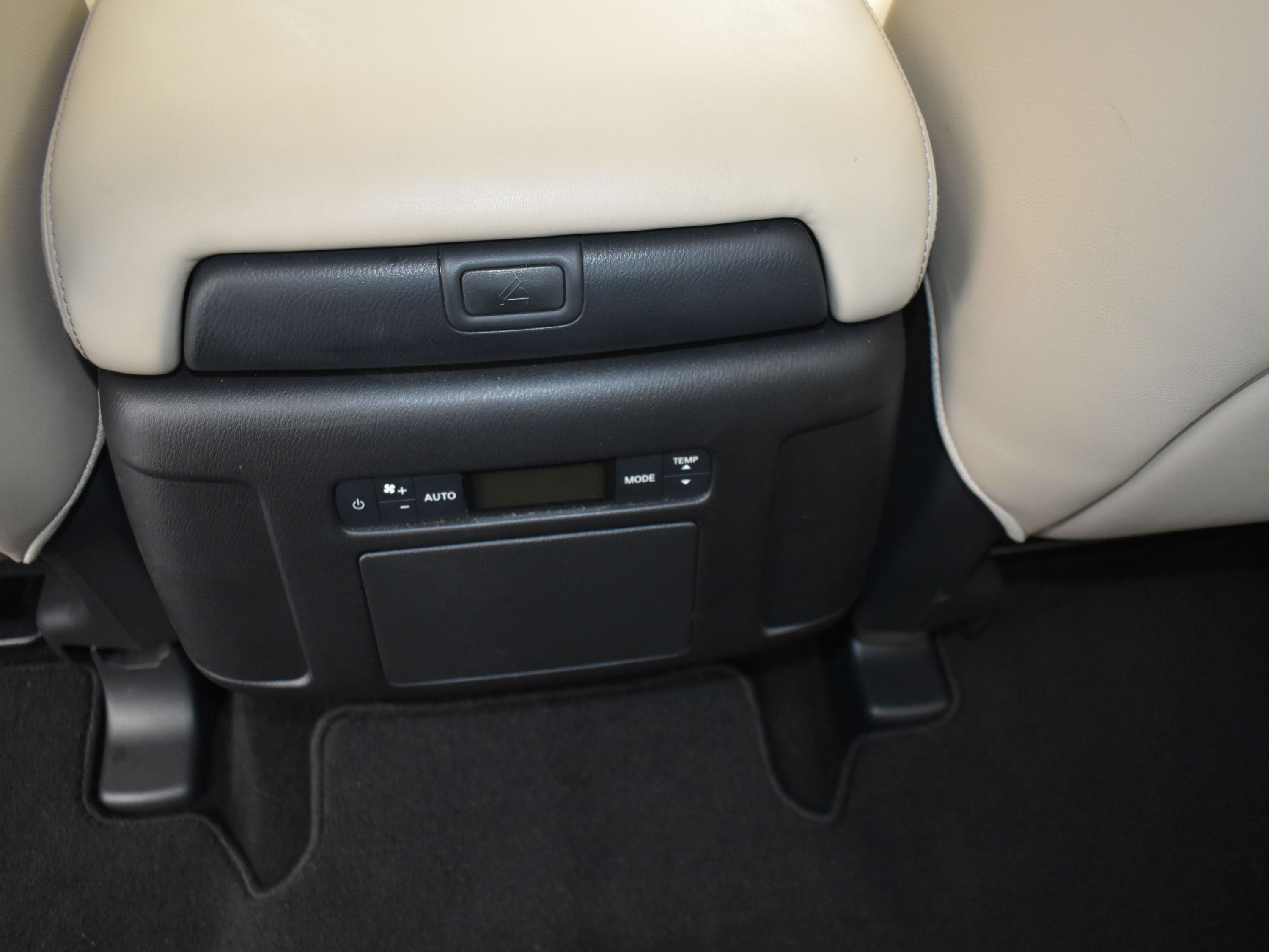 2022 Hermosa Blue Pearl Nissan Armada SL RWD SUV