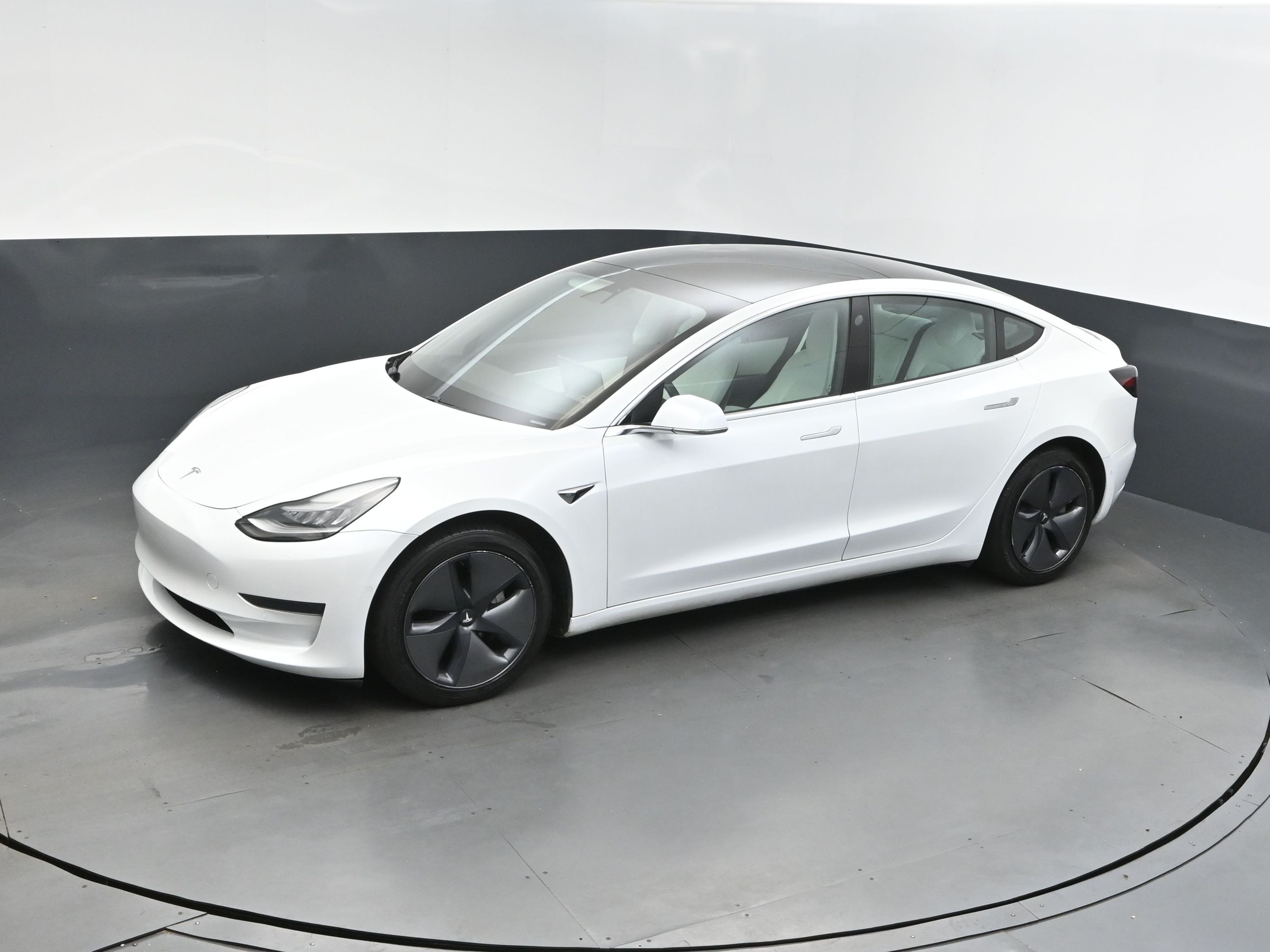 2019 Pearl White Multi-Coat Tesla Model 3 RWD Sedan