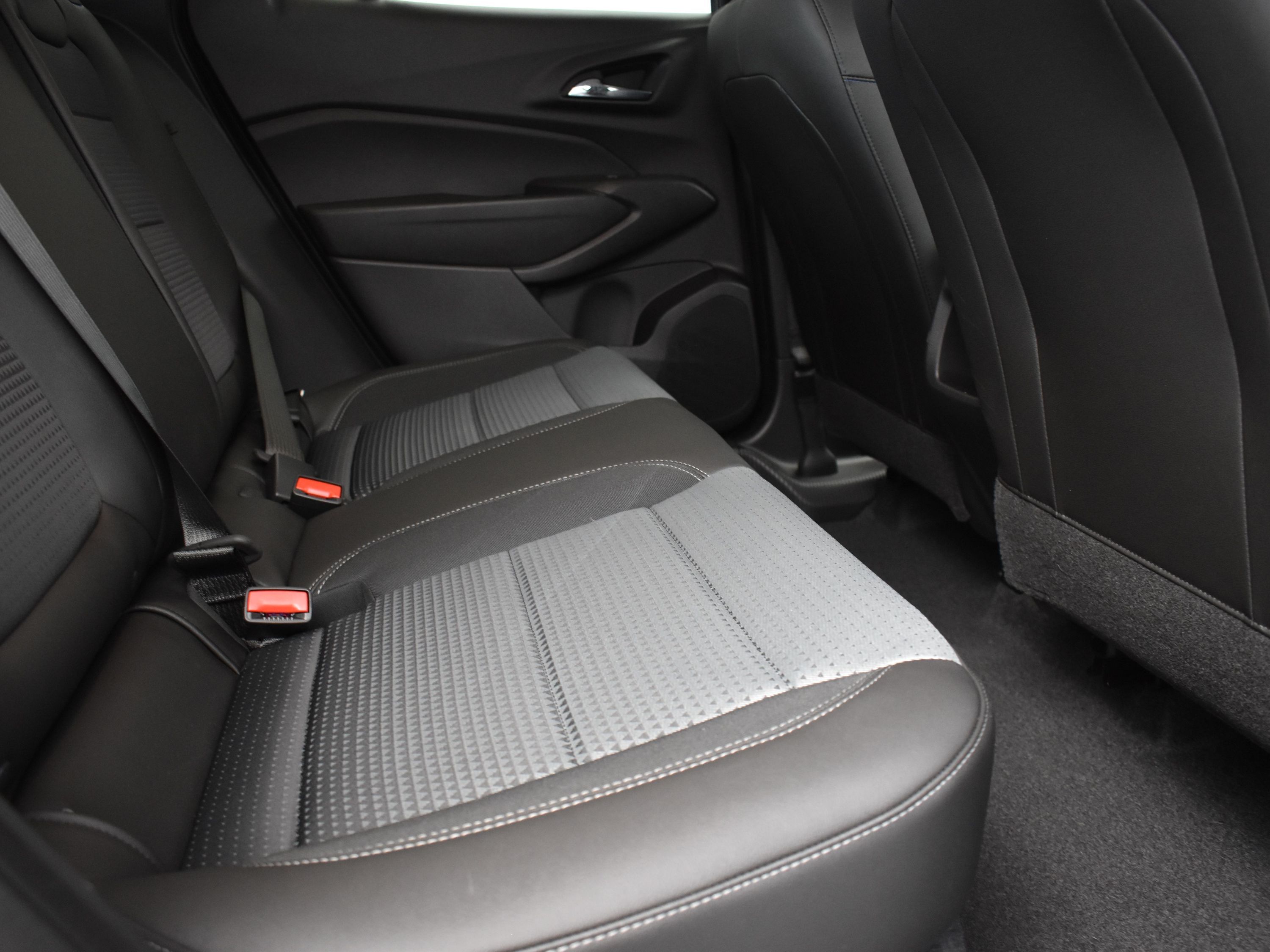 2025 Cypress Gray Chevrolet Trax LT FWD SUV