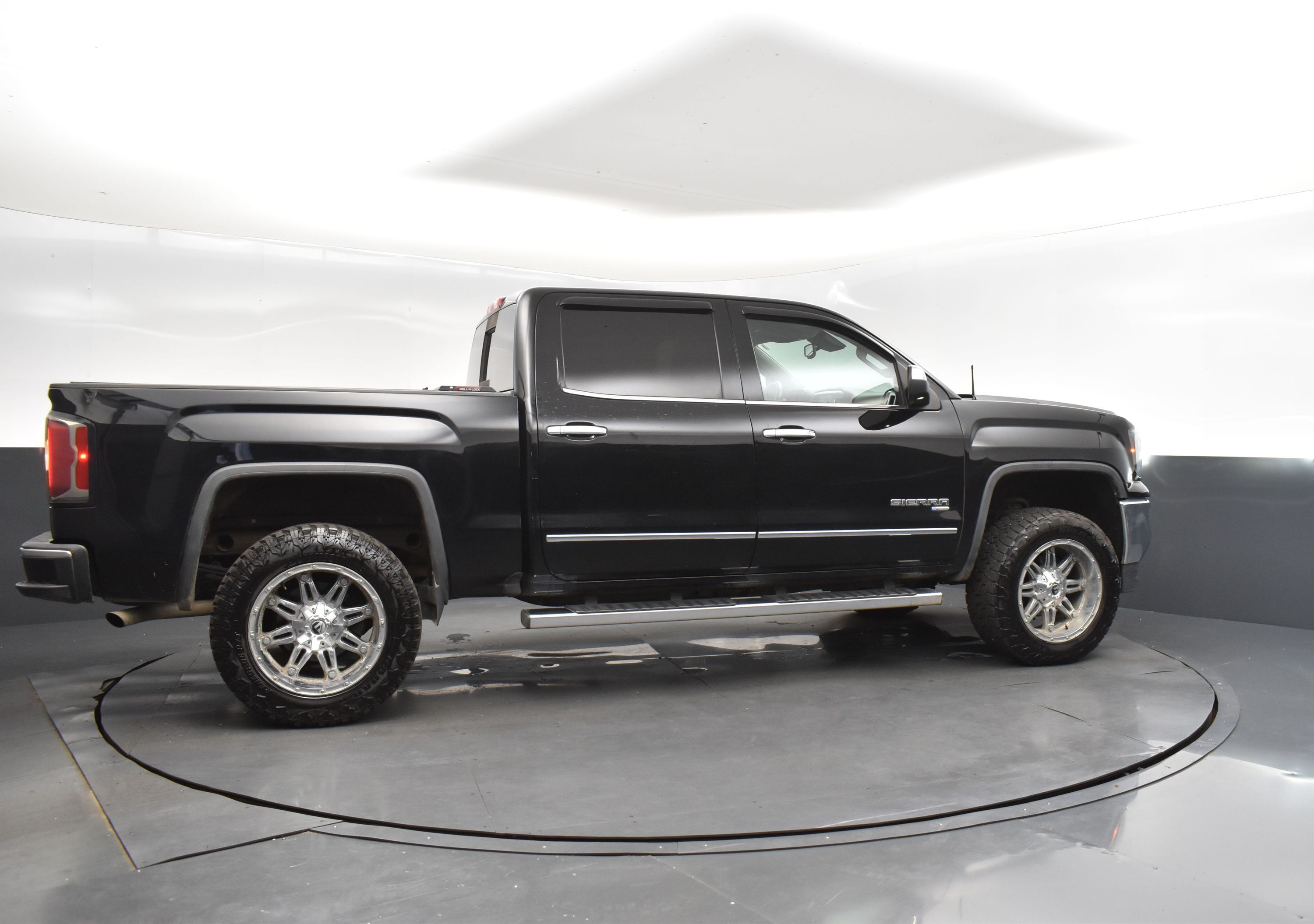 2018 Onyx Black GMC Sierra 1500 SLT RWD Truck