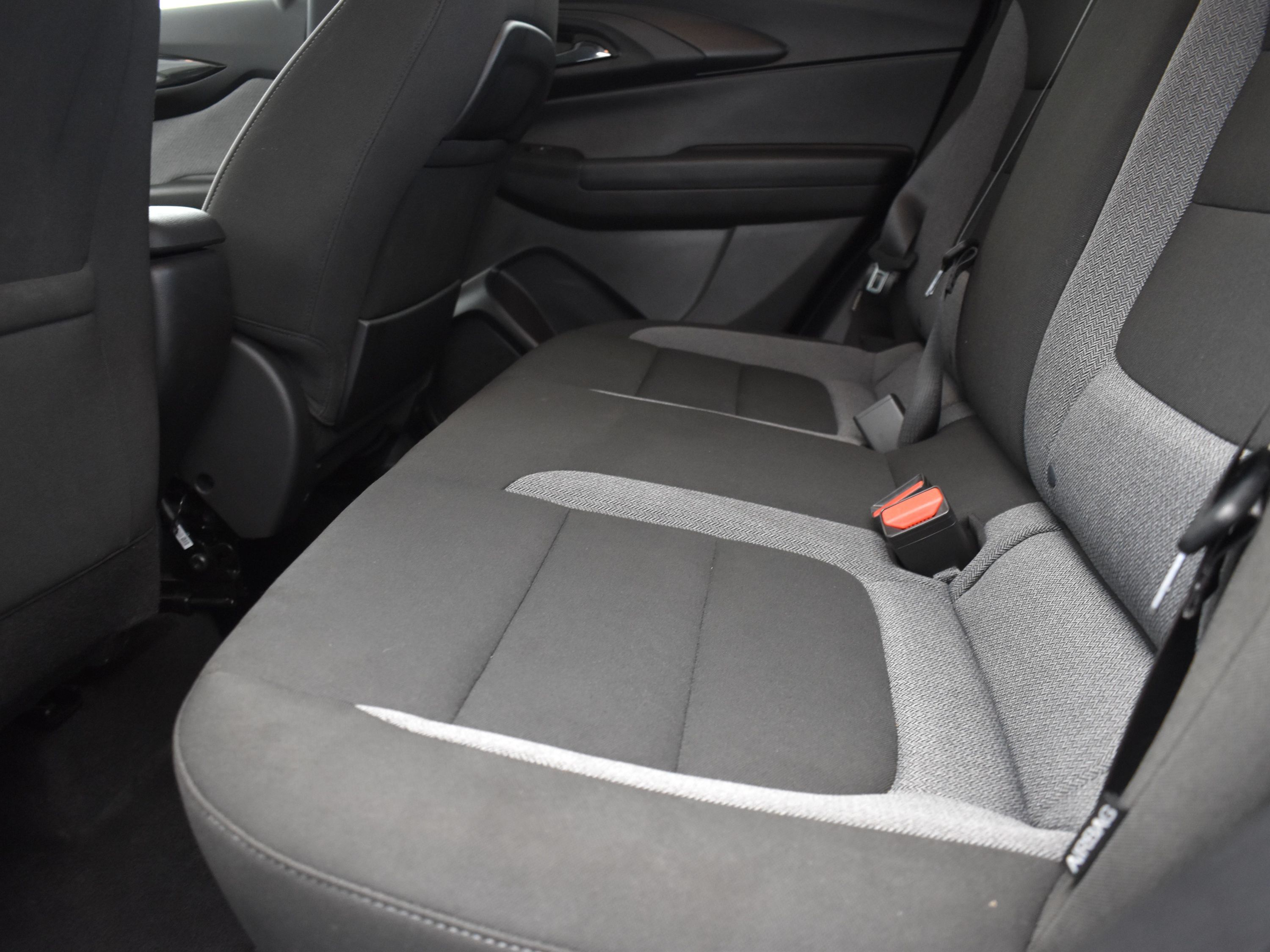 2025 Summit White Chevrolet Trailblazer LS FWD SUV