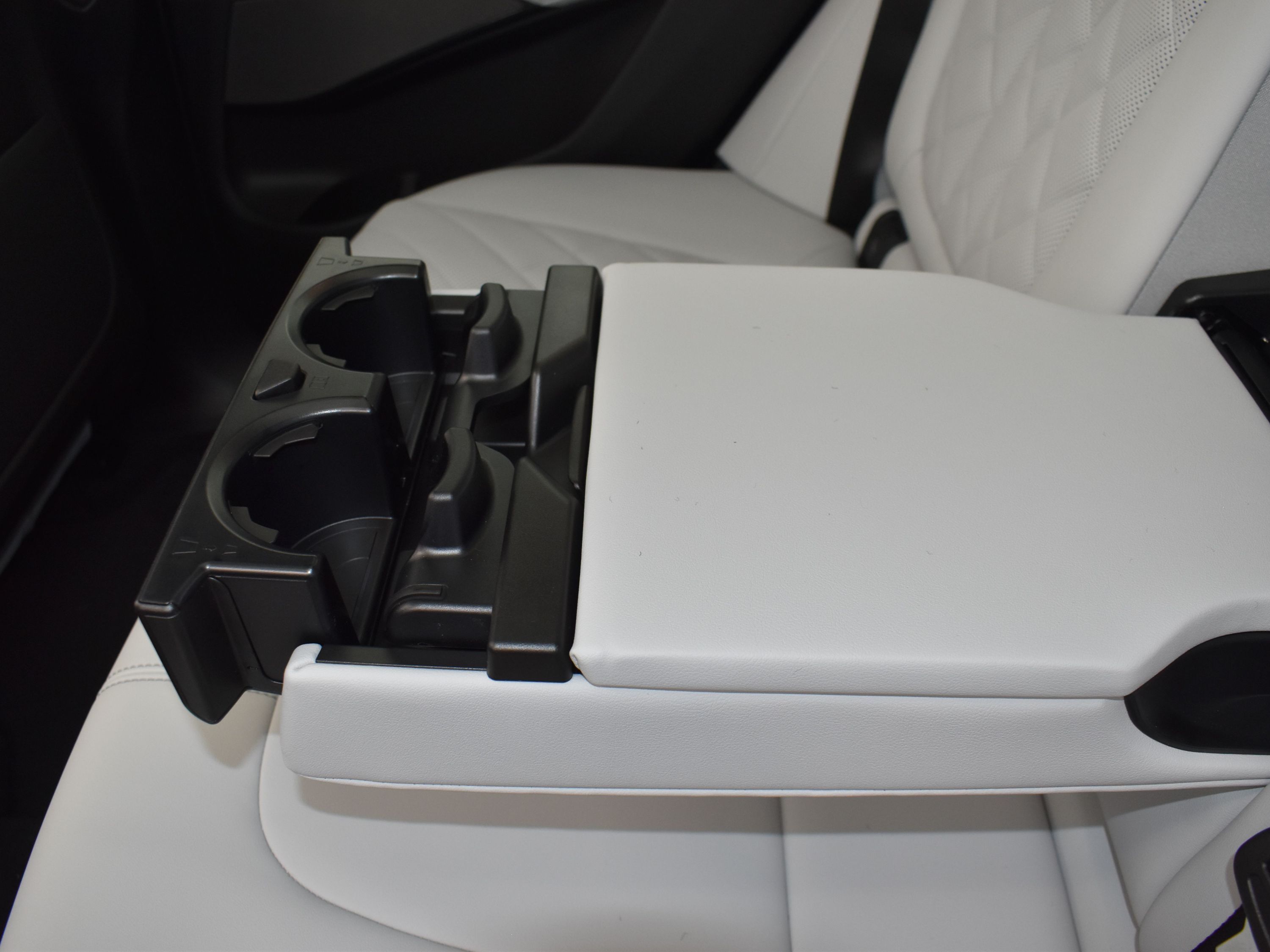 2026 Dravit Gray Metallic BMW X5 sDrive40i RWD SUV