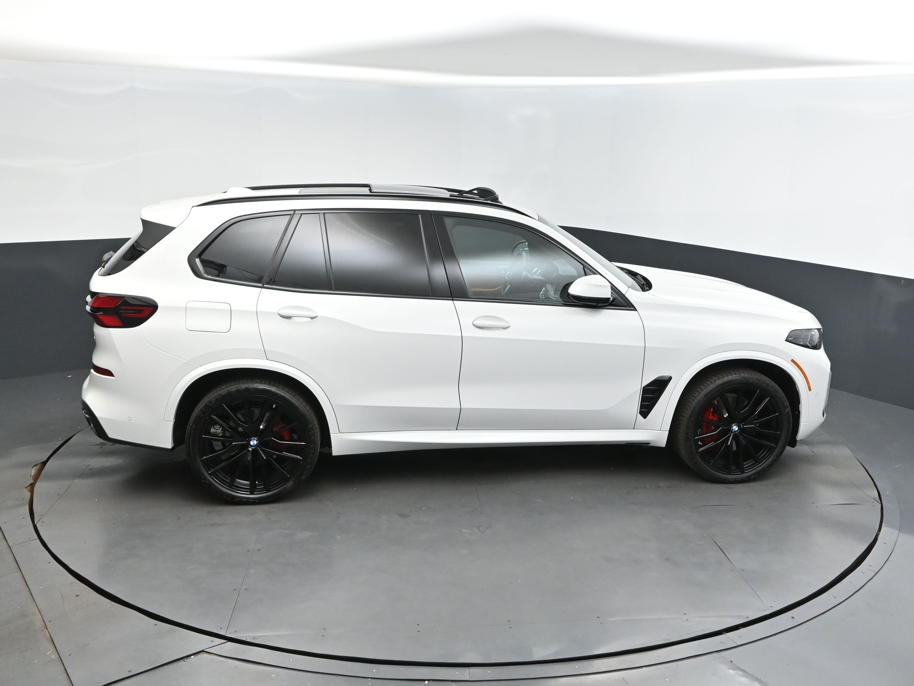 2026 Alpine White BMW X5 sDrive40i RWD SUV
