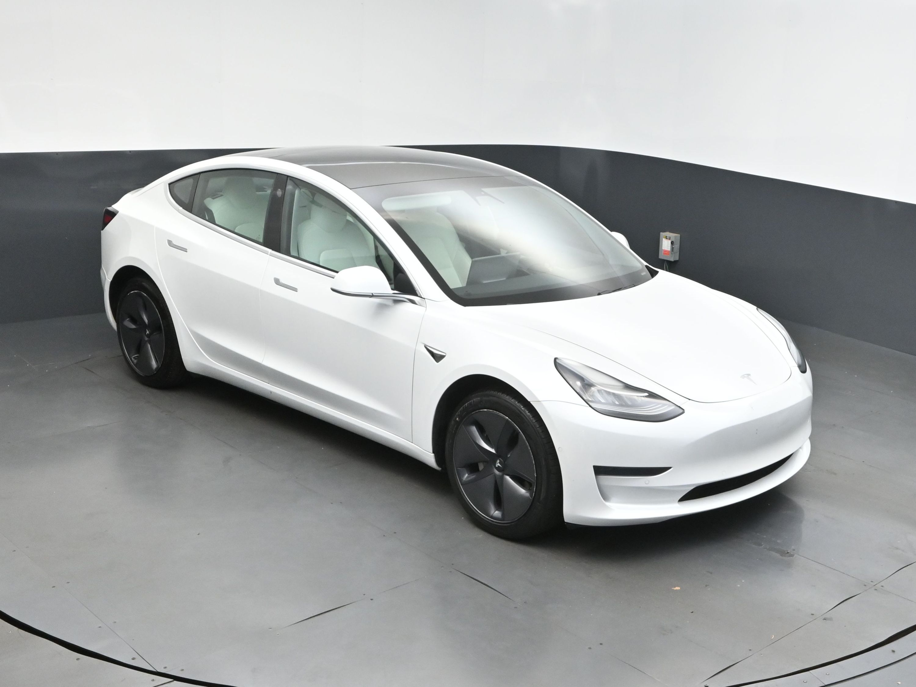 2019 Pearl White Multi-Coat Tesla Model 3 RWD Sedan