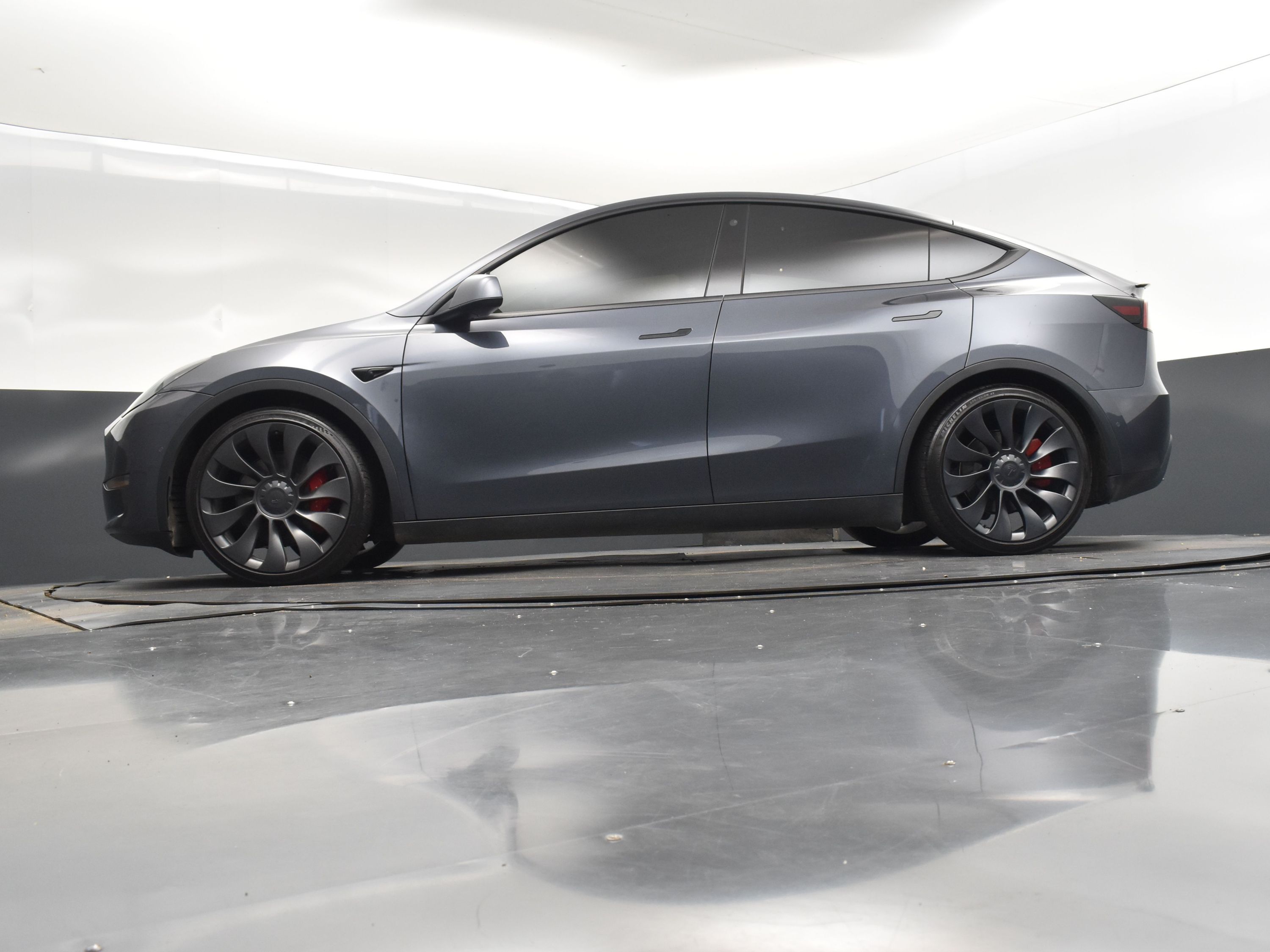 2022 Gray Tesla Model Y Performance AWD SUV
