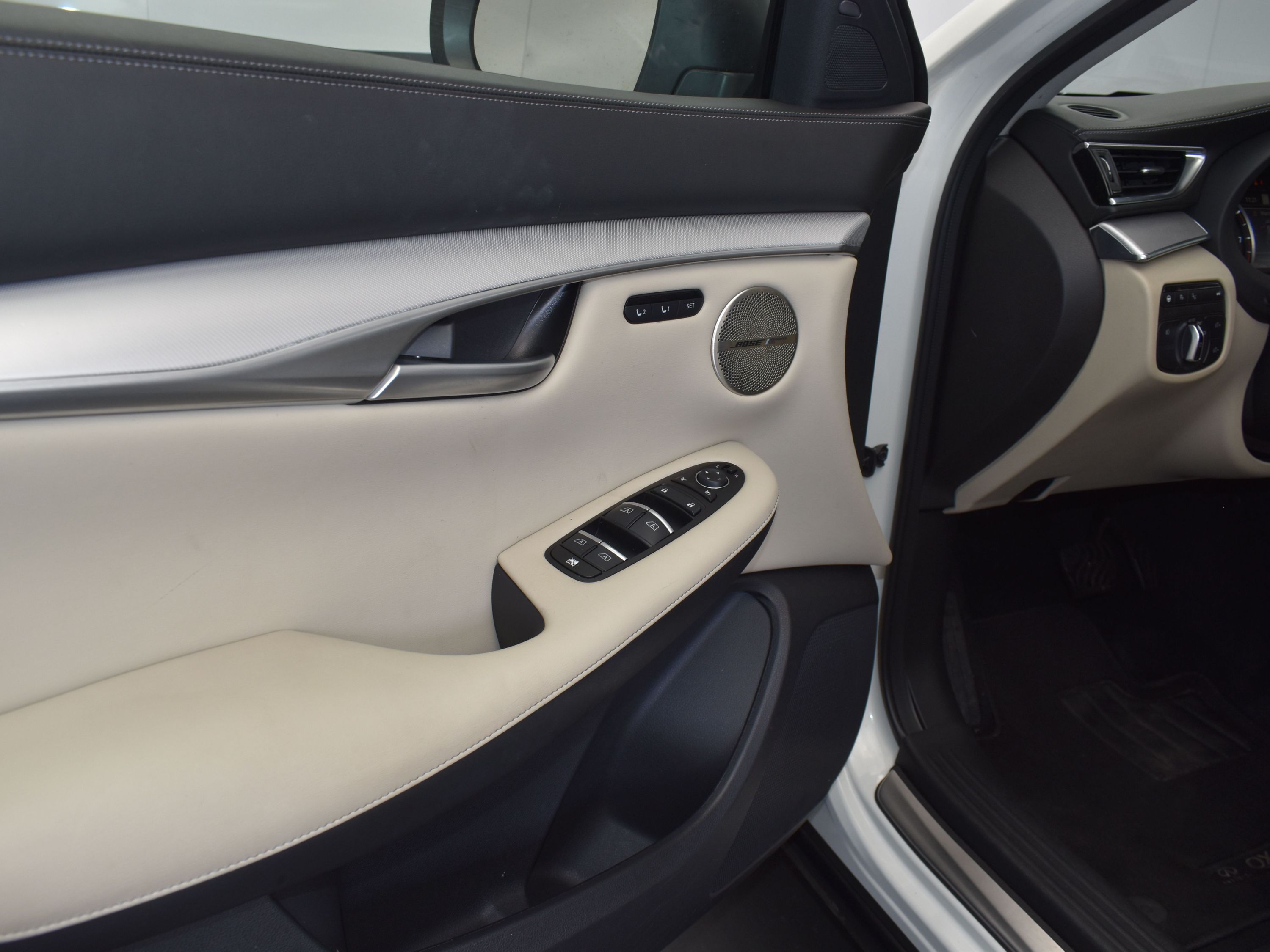 2022 Majestic White INFINITI QX50 Sensory AWD SUV