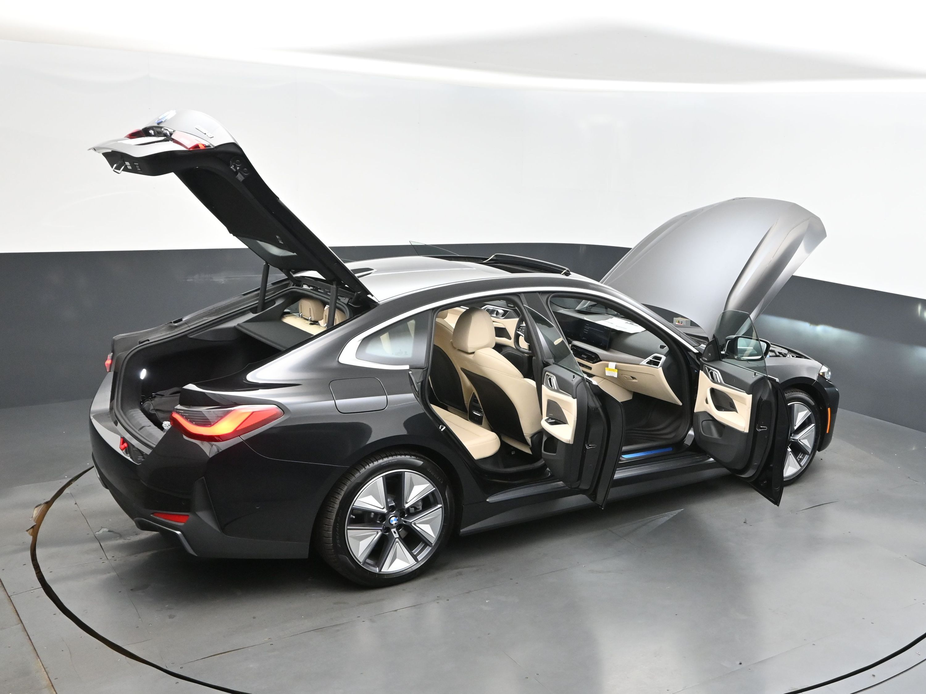 2025 Black Sapphire Metallic BMW i4 eDrive40 RWD Hatchback
