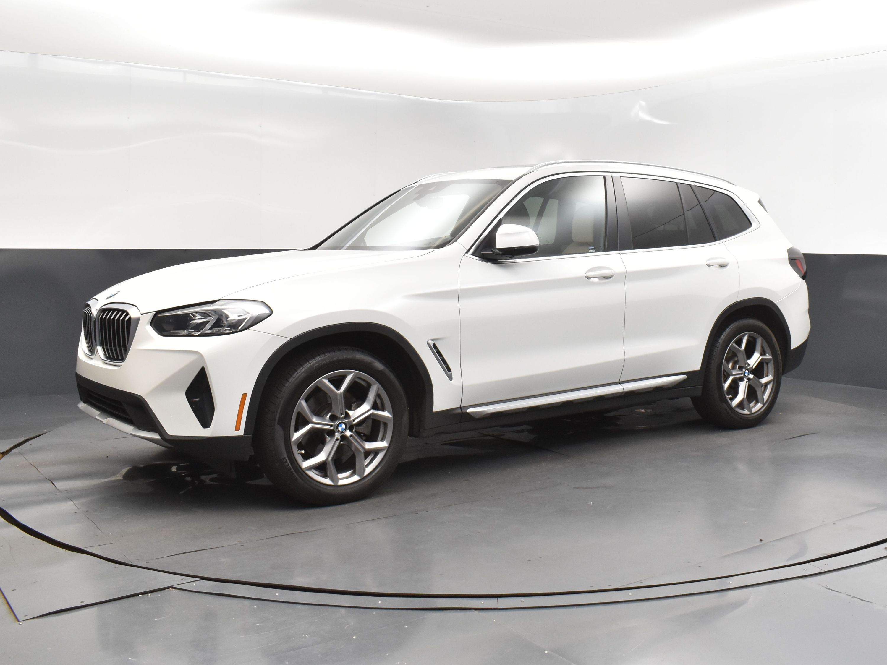 2024 Alpine White BMW X3 sDrive30i RWD SUV