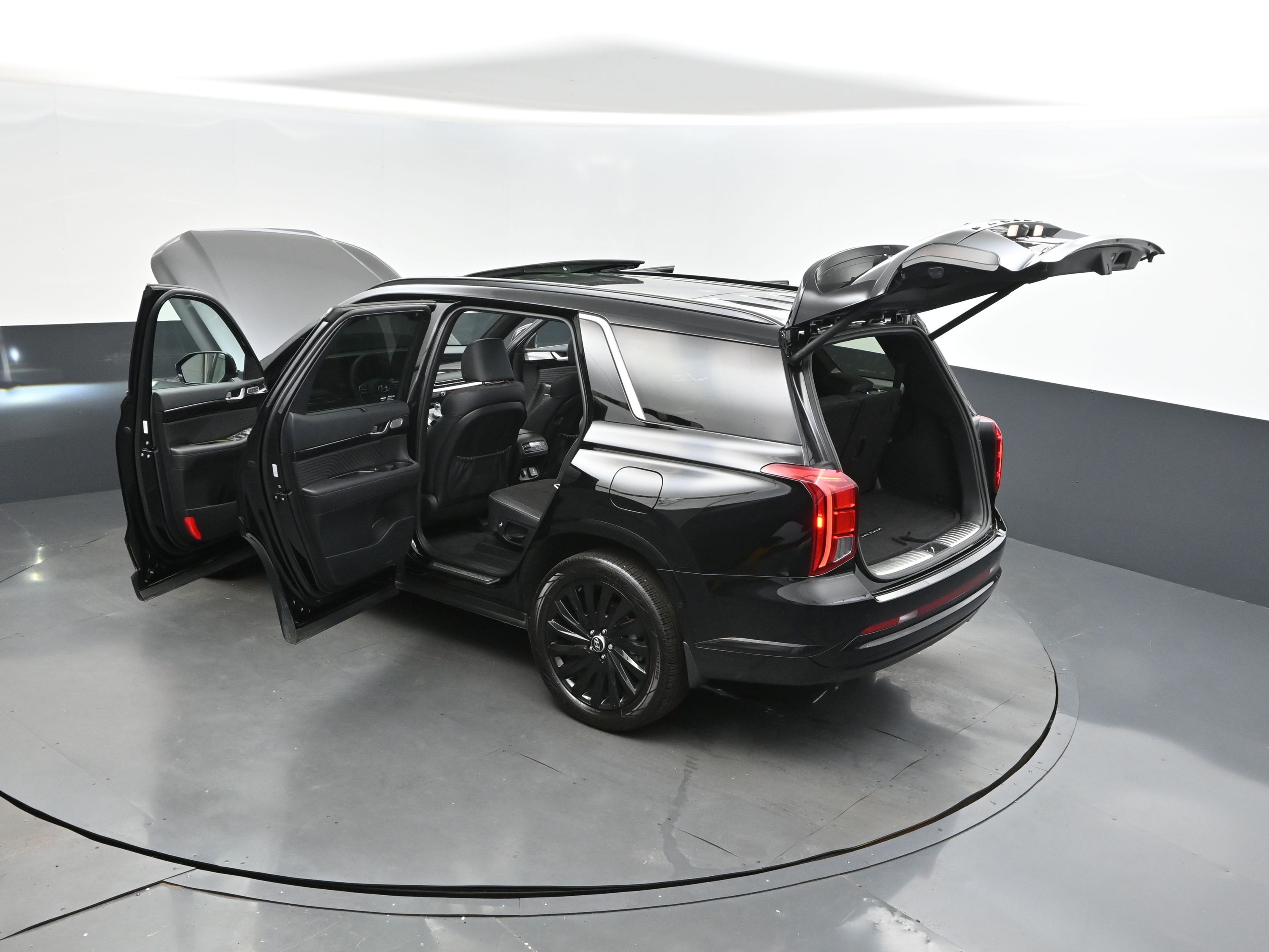 2025 Abyss Black Pearl Hyundai Palisade Calligraphy Night Edition AWD SUV