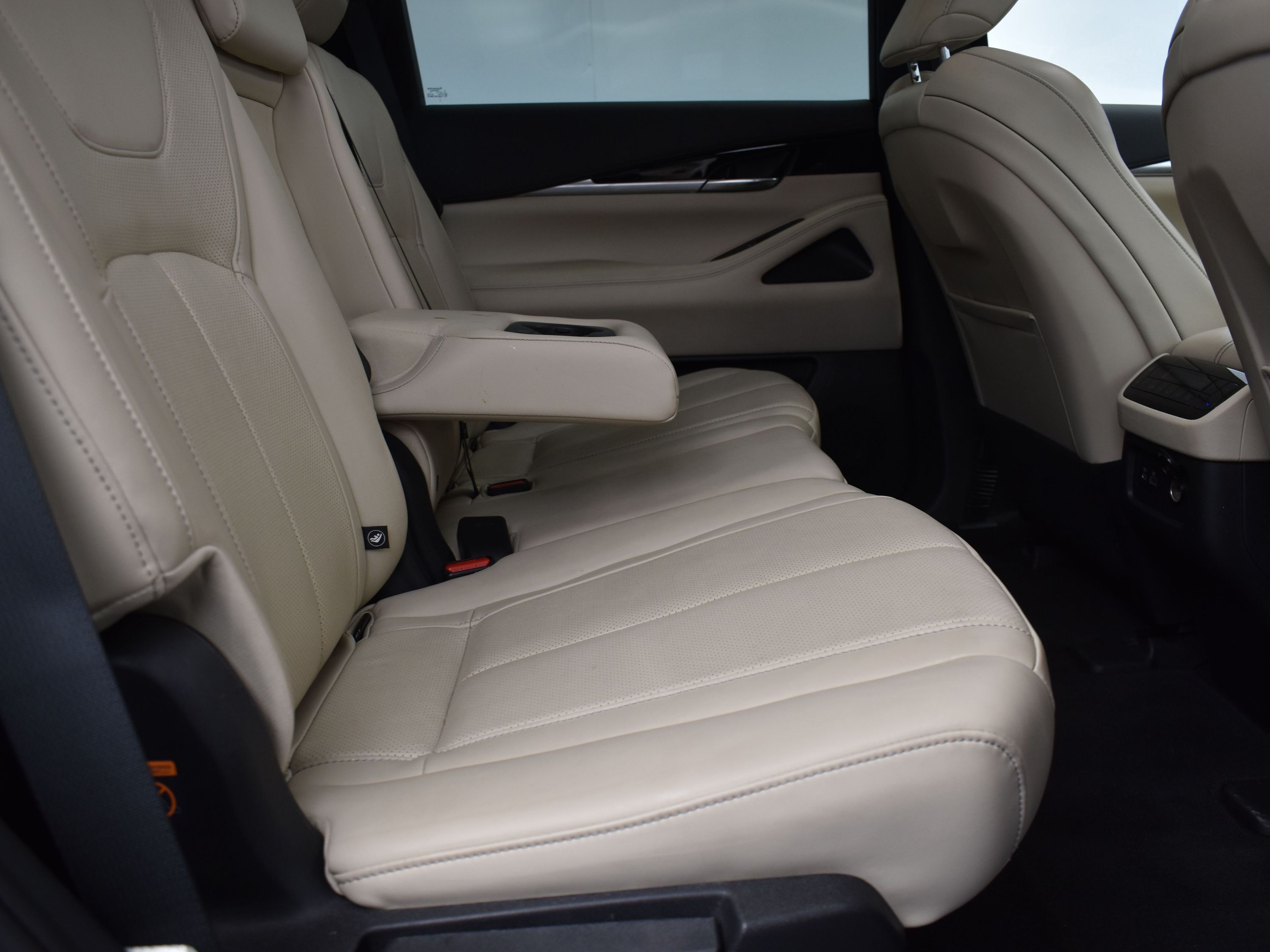 2023 Mineral Black INFINITI QX60 PURE FWD SUV