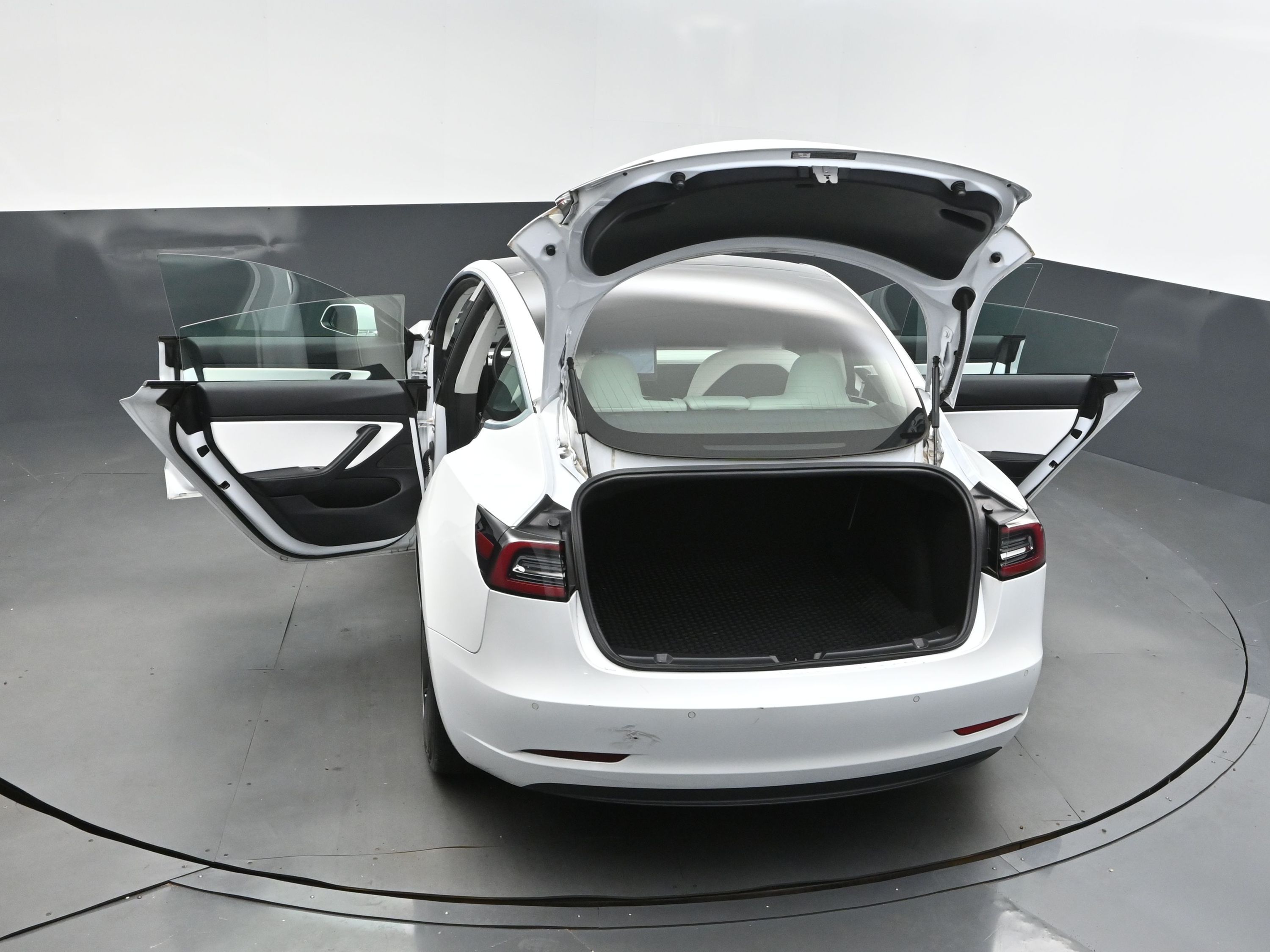 2019 Pearl White Multi-Coat Tesla Model 3 RWD Sedan