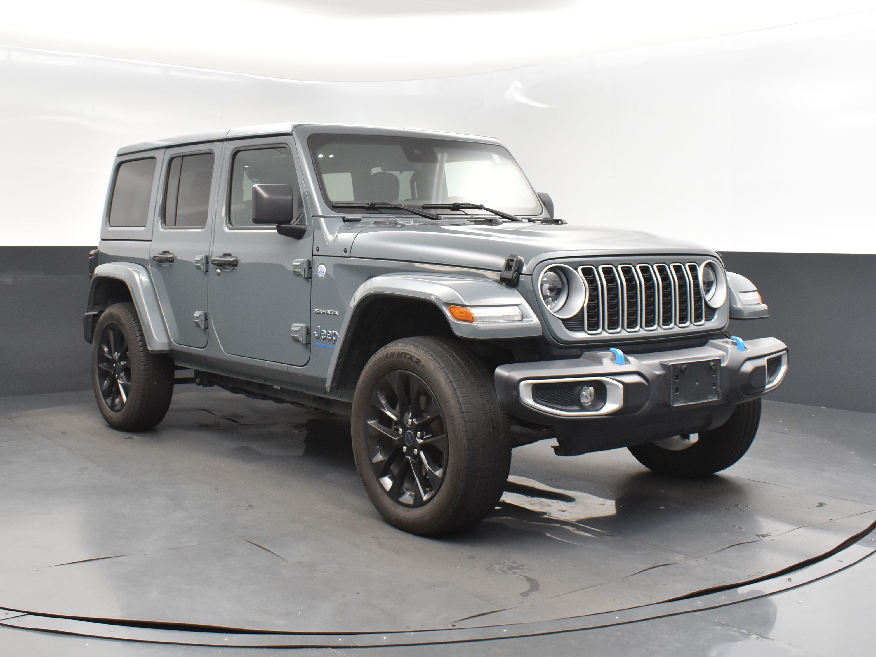 2024 Anvil Clear Coat Jeep Wrangler 4xe Sahara 4xe 4X4 SUV