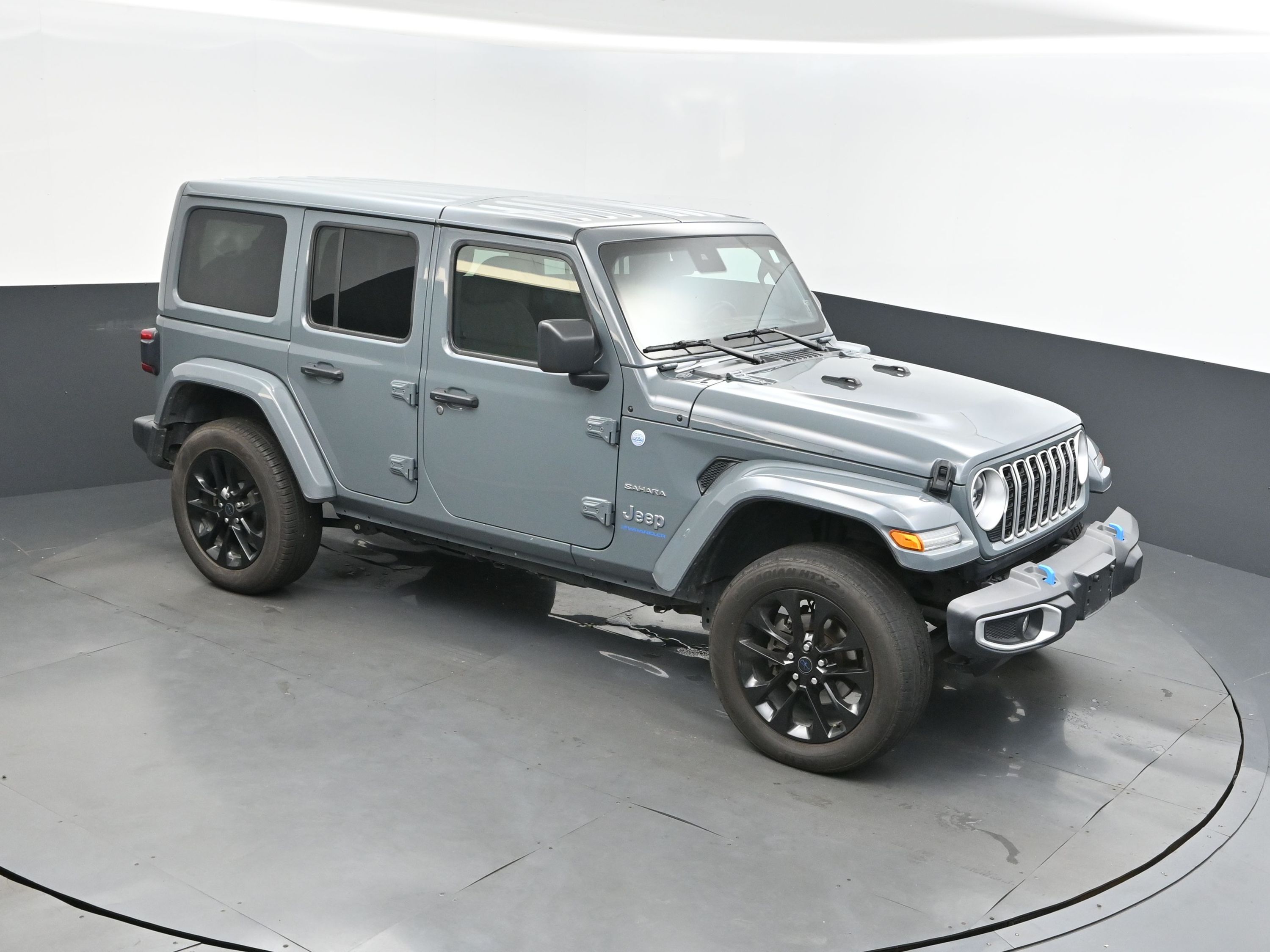 2024 Anvil Clear Coat Jeep Wrangler 4xe Sahara 4xe 4X4 SUV